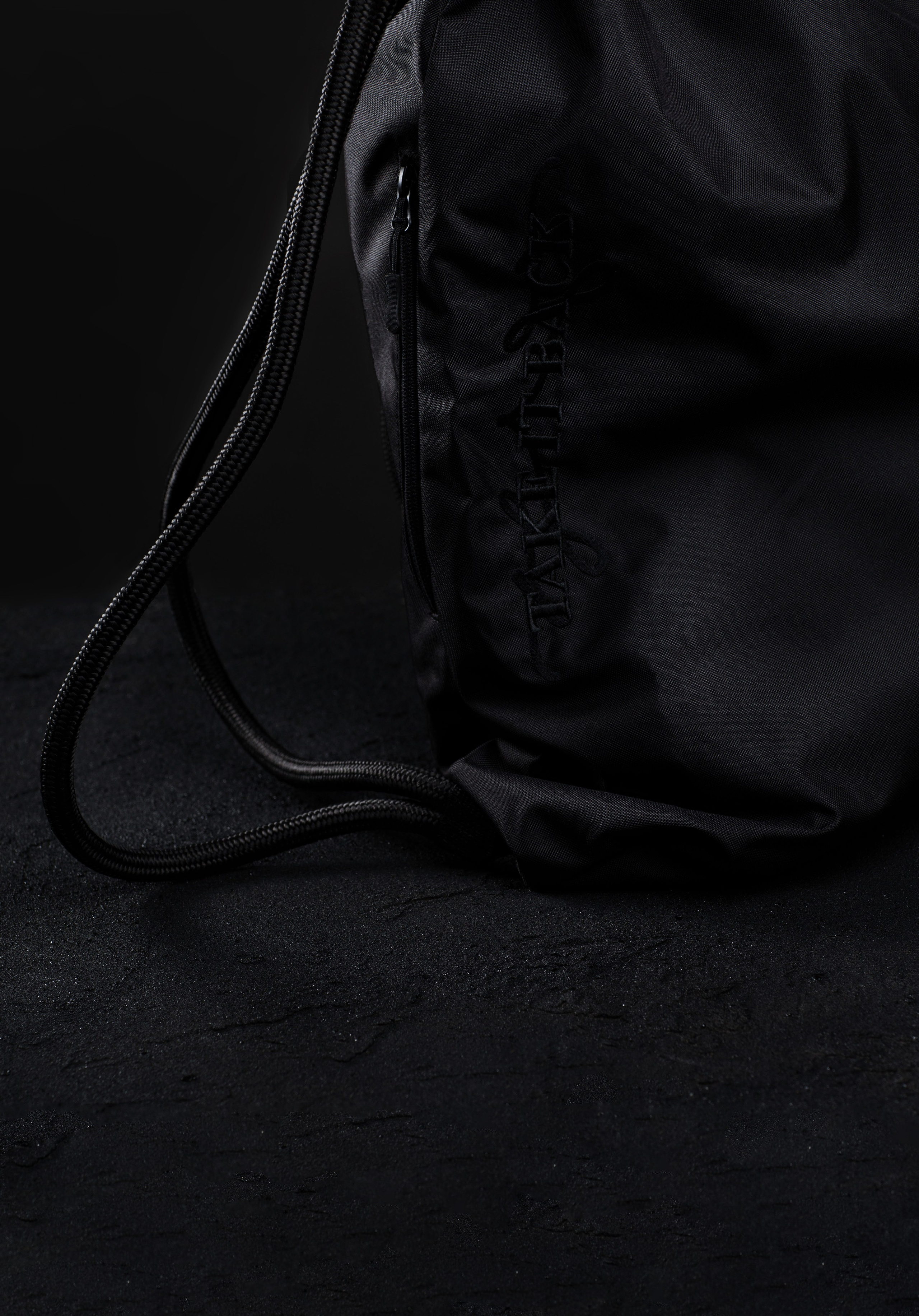 Предметная съемка рюкзаков от Эдгара. Свадебный, предметный и портретный фотограф в Волгограде