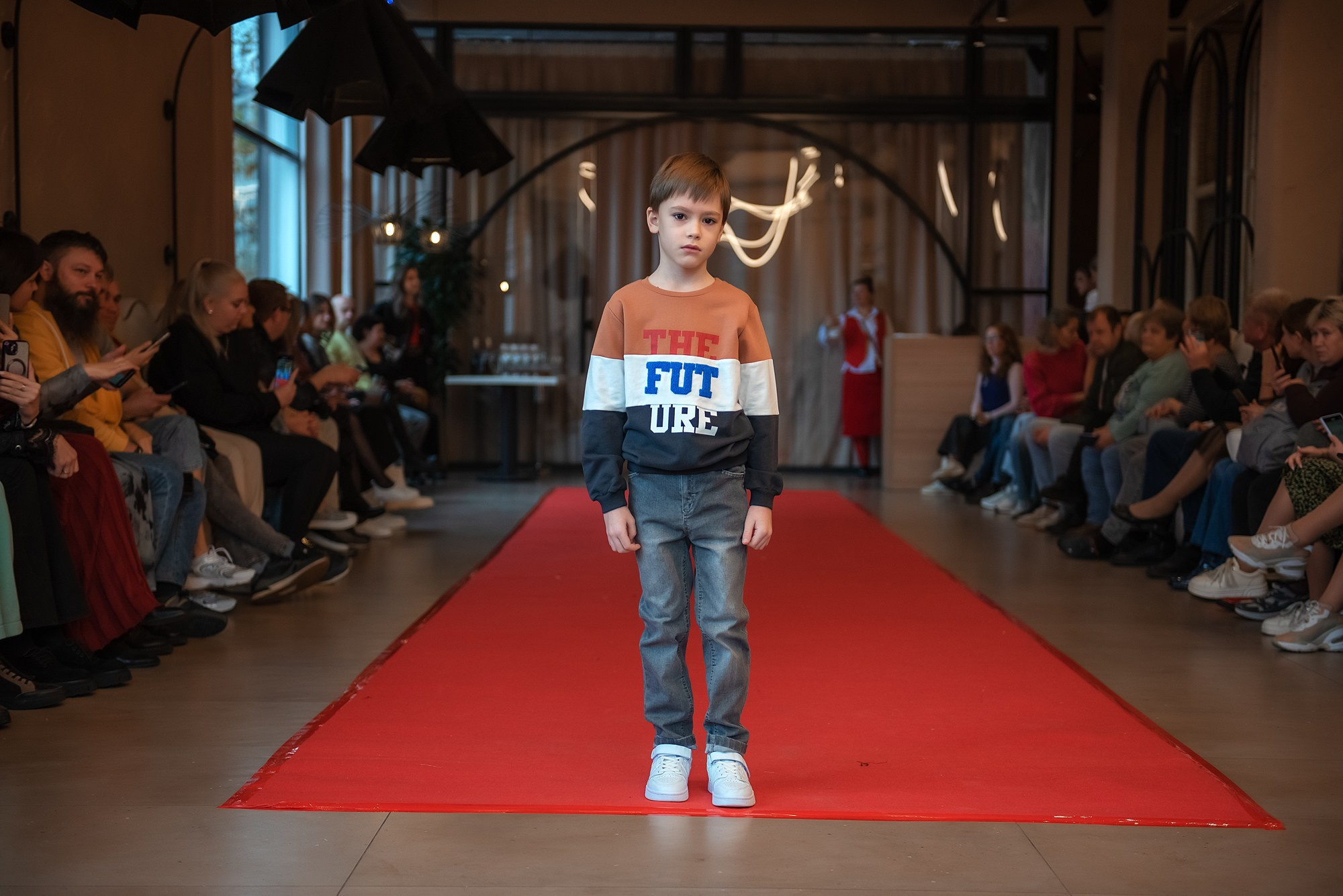 HAPPYkids дефиле в день мамы. Семейный и коммерческий фотограф в Сочи Александр Бодунов