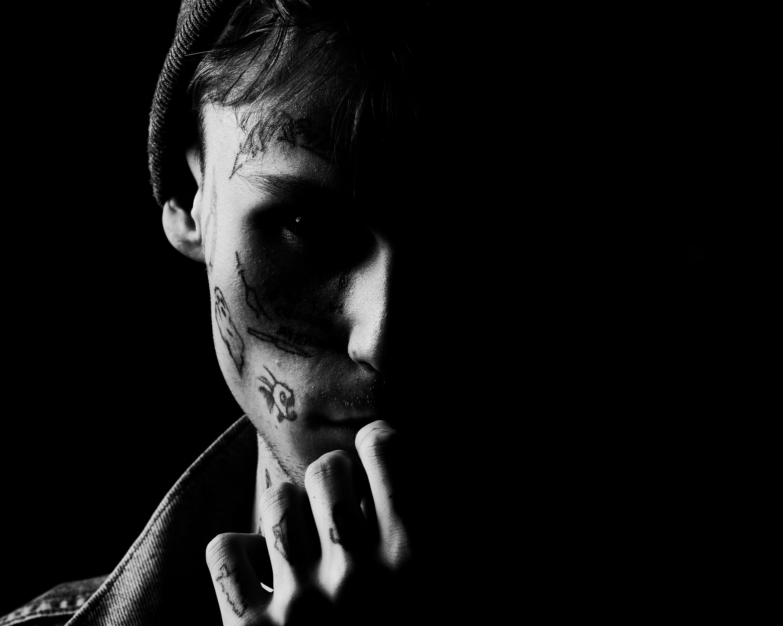 МУЖСКОЙ ПОРТРЕТ. Фотограф Владимир Роля