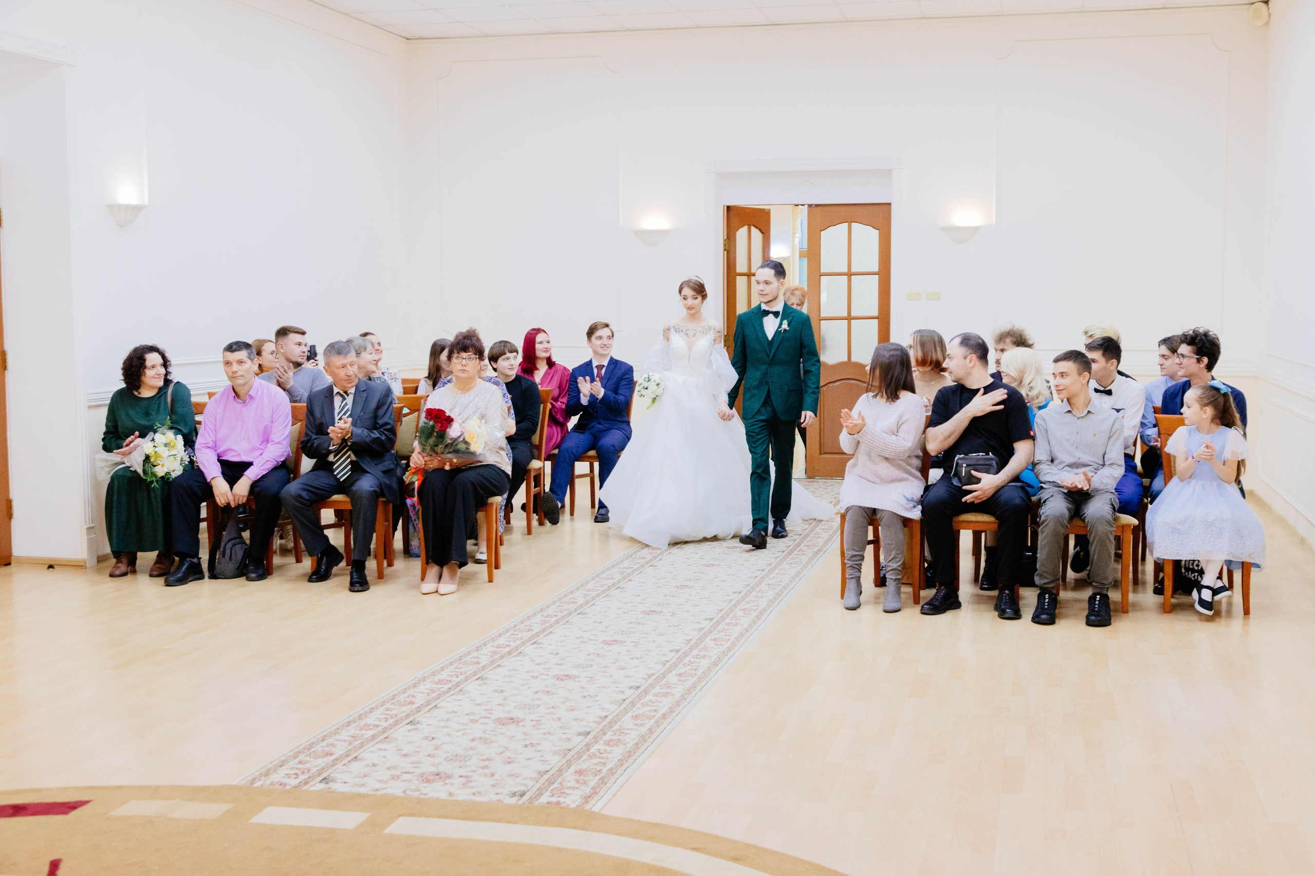 Свадебный день Елены и Дмитрия. Профессиональный фотограф Максим Романов в городе Хабаровске