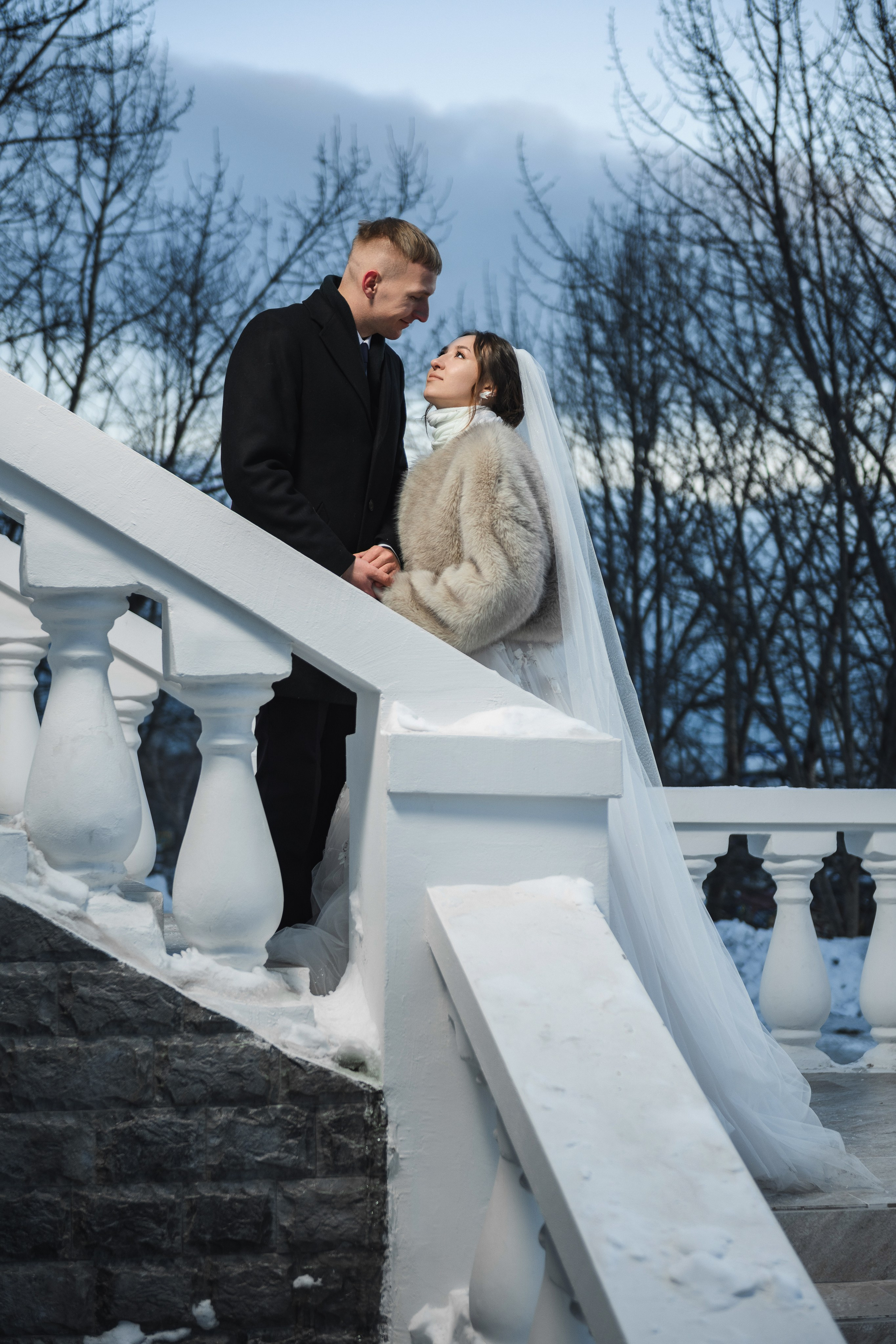 Милые ребята и нежные свадебные кадры