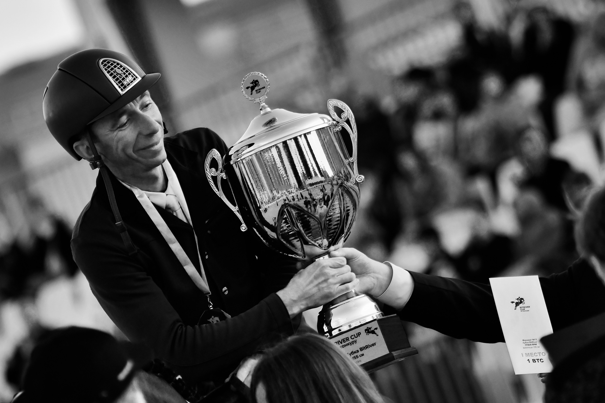 Репортаж Bitriver. Конный фотограф Alesya Safe