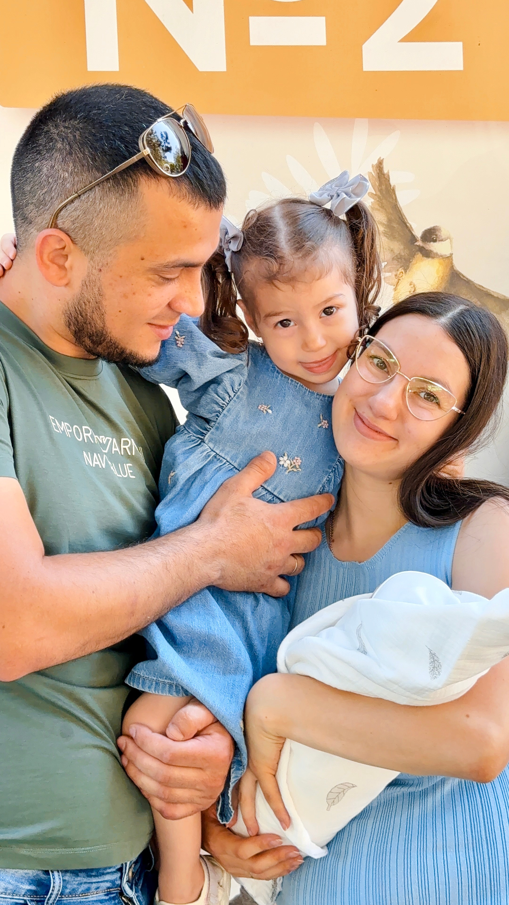 Беременность • гендер-пати • выписки с роддома. Семейный фотограф и рилсмейкер в Симферополе