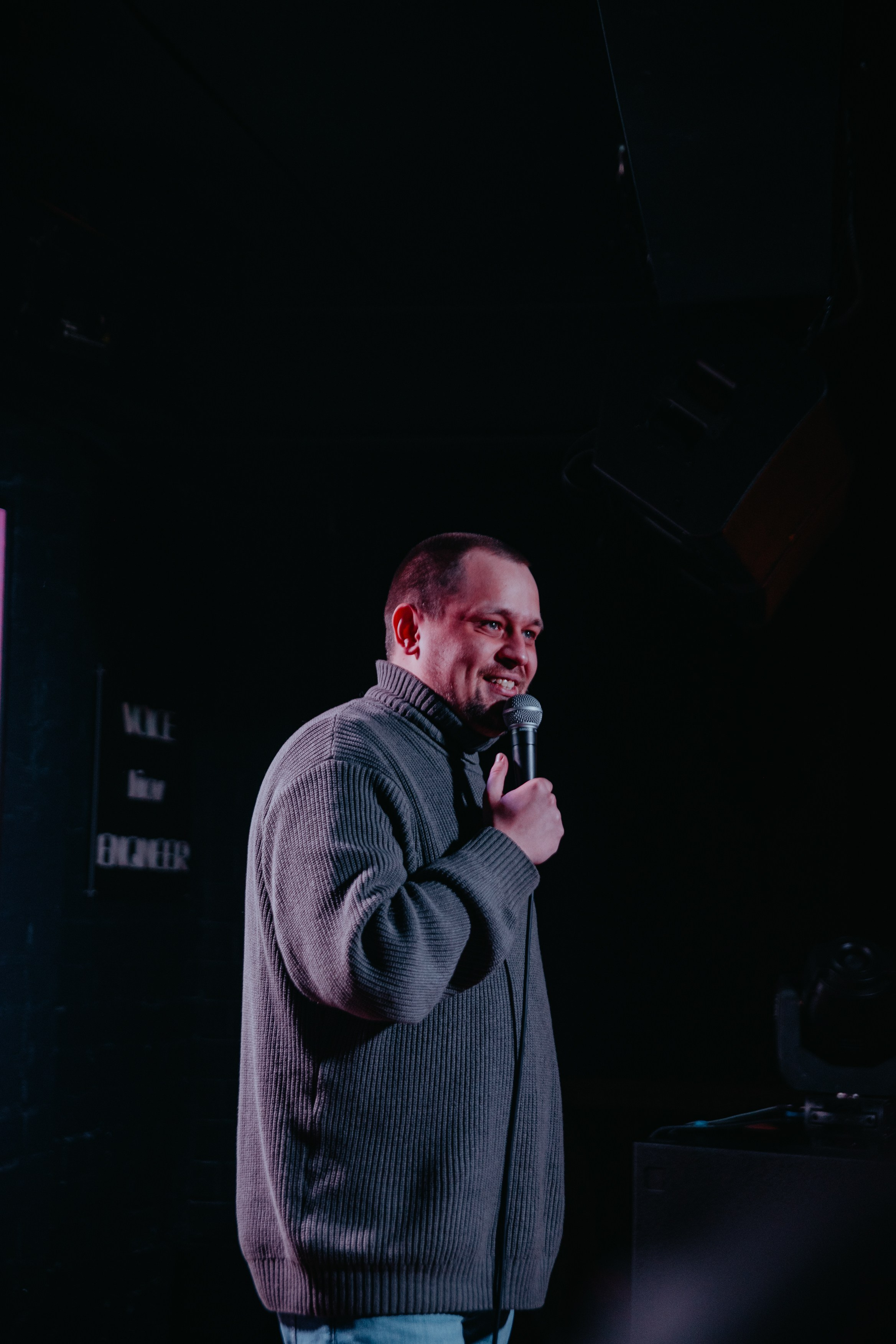 Stand-Up концерт кировских комиков. Контент фотограф Илья Урс