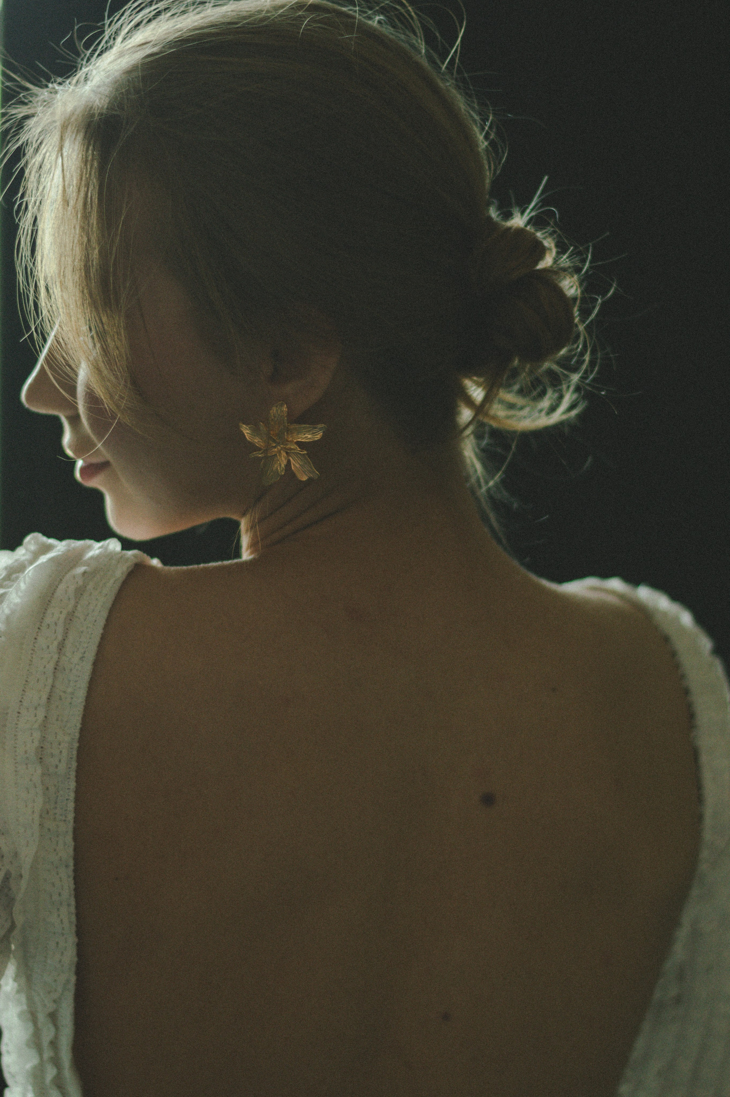 Портретная фотосессия в студии. Карина. Портретный и лавстори фотограф в Стерлитамаке Альбина Шарт