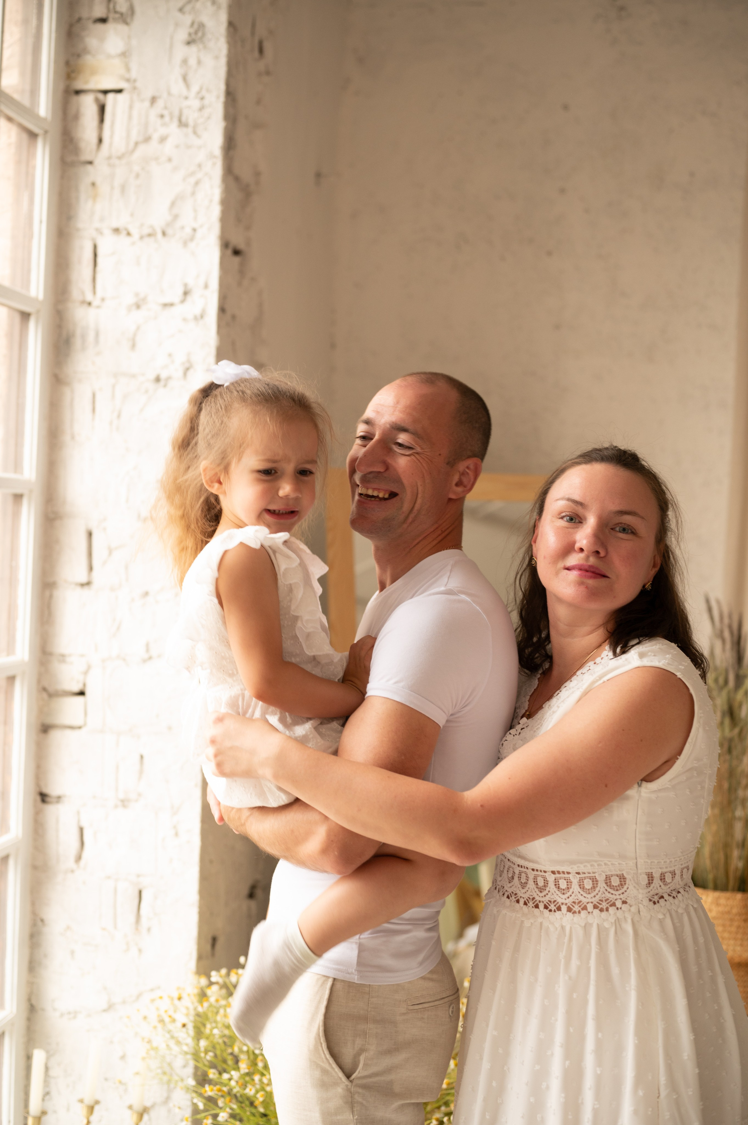 Семейная съемка в фотостудии «Воздух». Фотограф новорожденных, семейный детский в Тюмени Татьяна Морозова