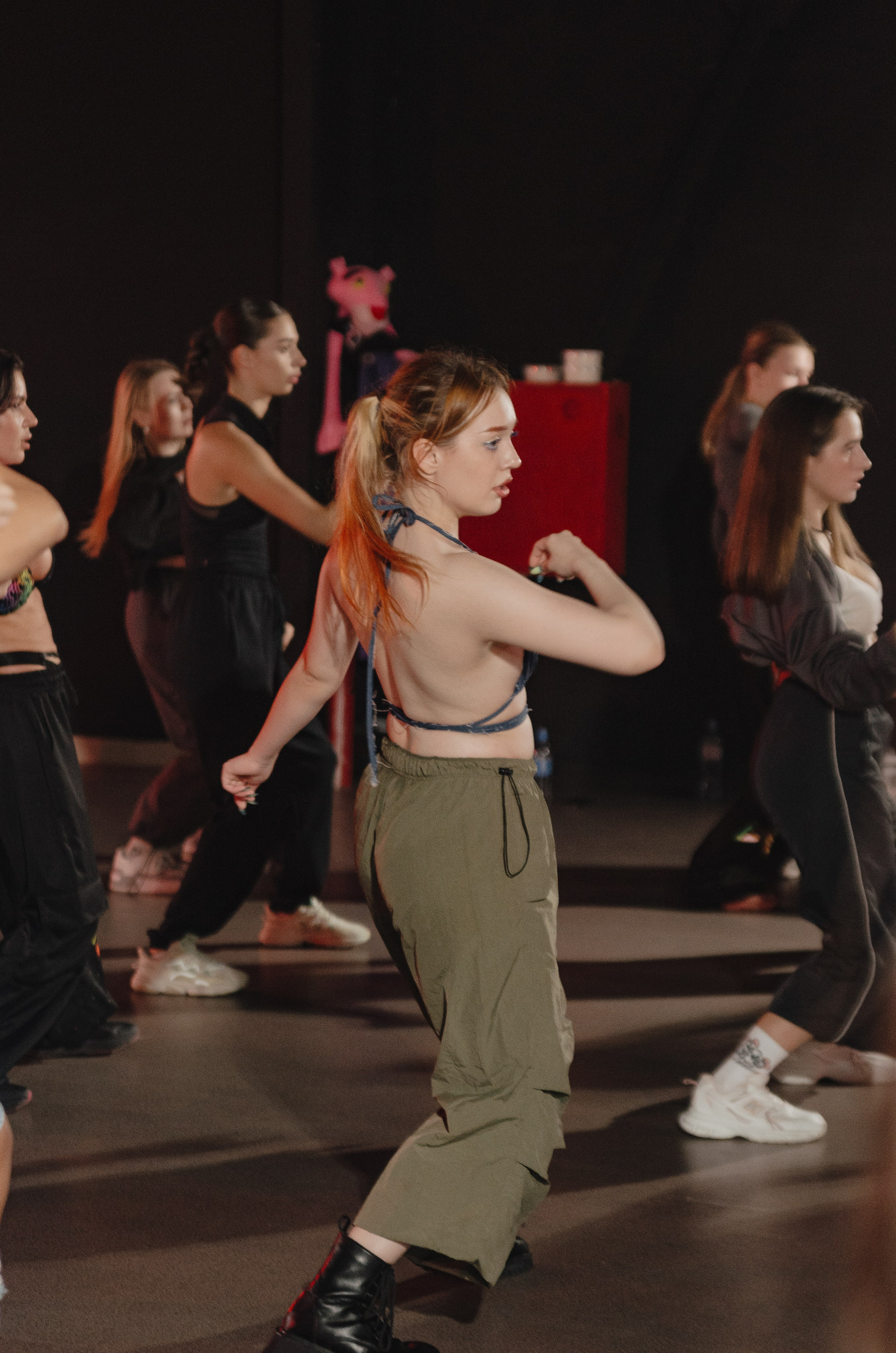 Мастер-классы по High Heels/Girly hip-hop от Оксаны ATTA. Денисова Аля — фотограф для парных съемок и индивидуальных историй в Барнауле