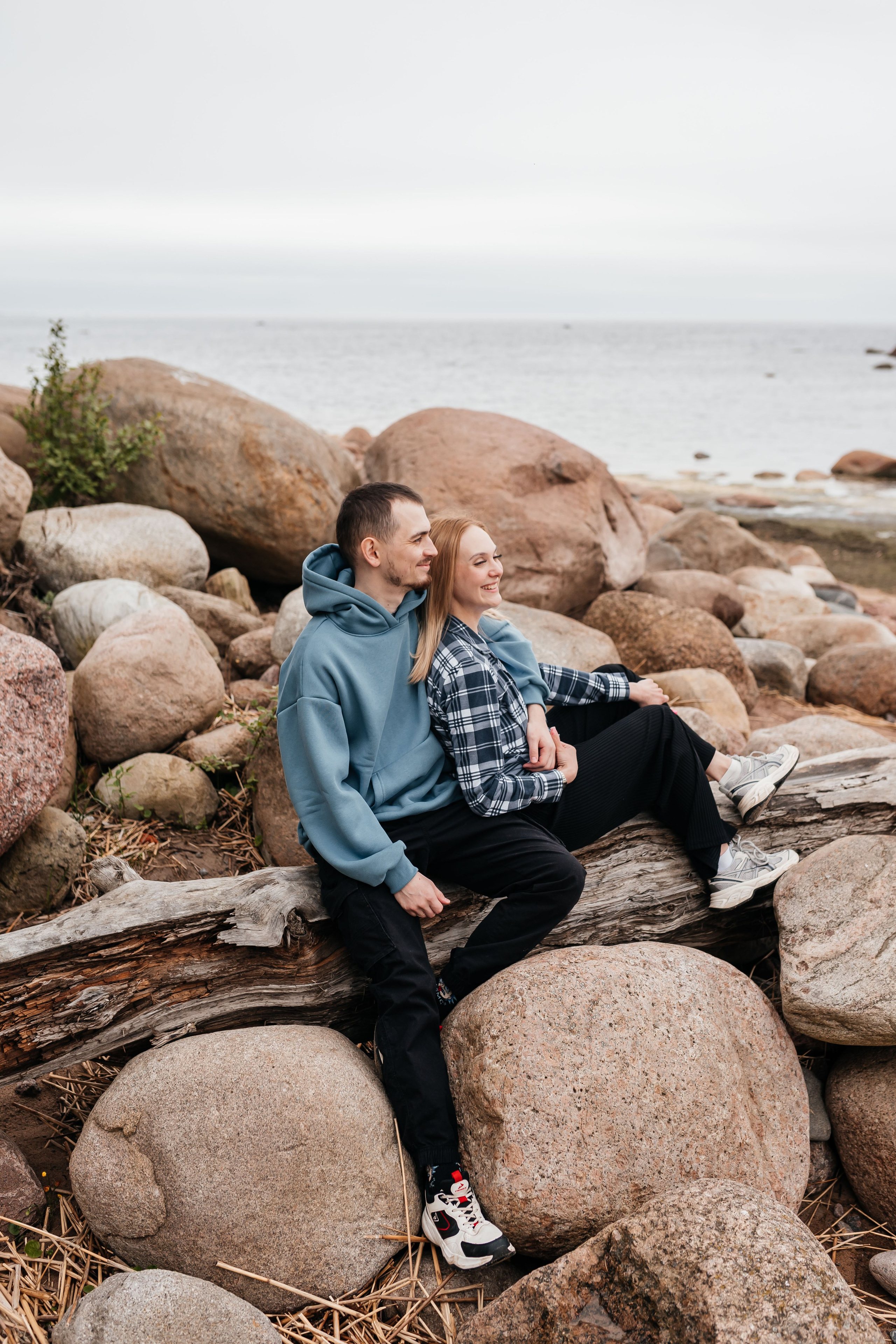 Настя и Олег, июнь 2025. Главная