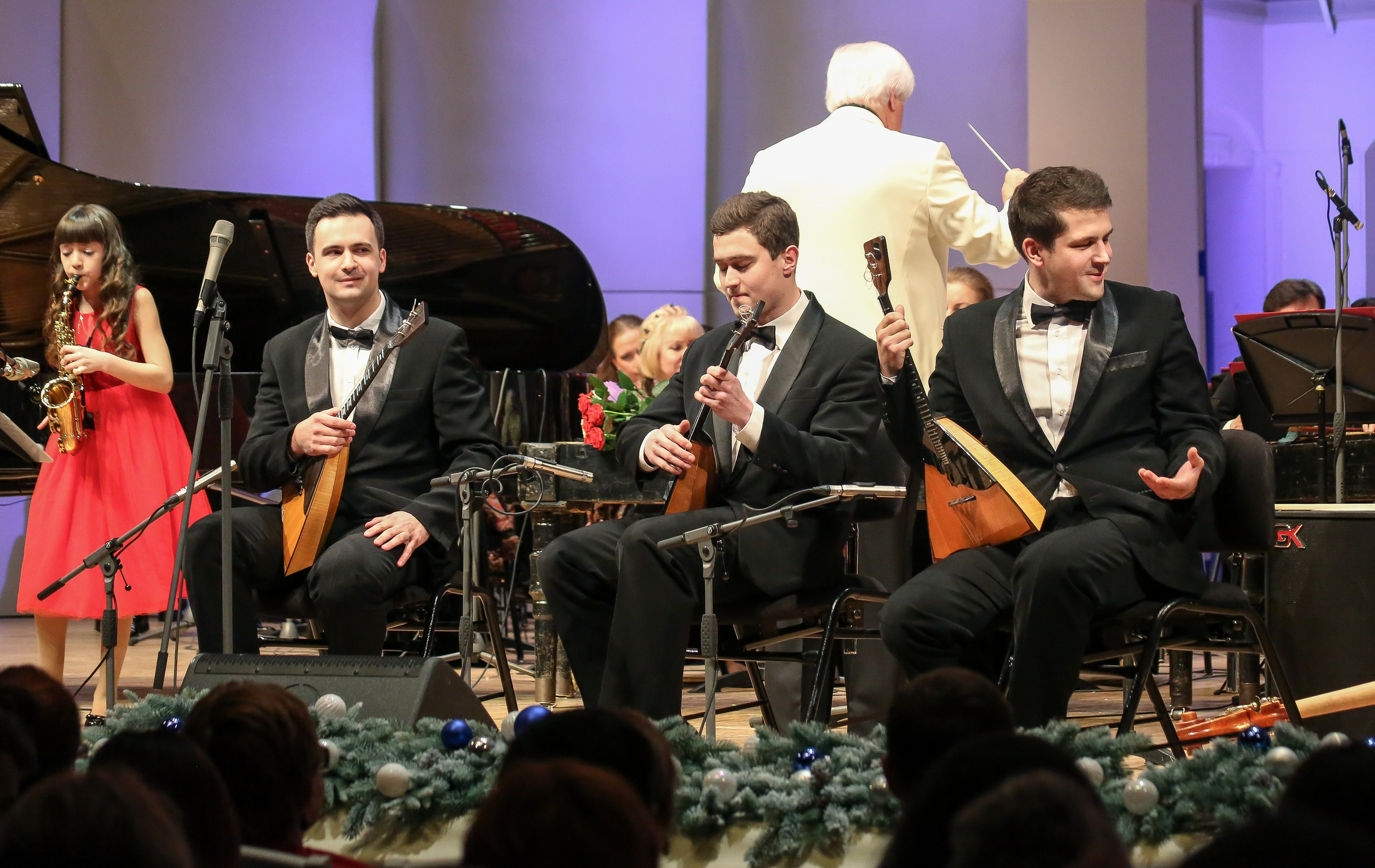 Christmas in Blue. Дарья Письменюк / Darya Leitstern — фотограф, музыкант, журналист, путешественник