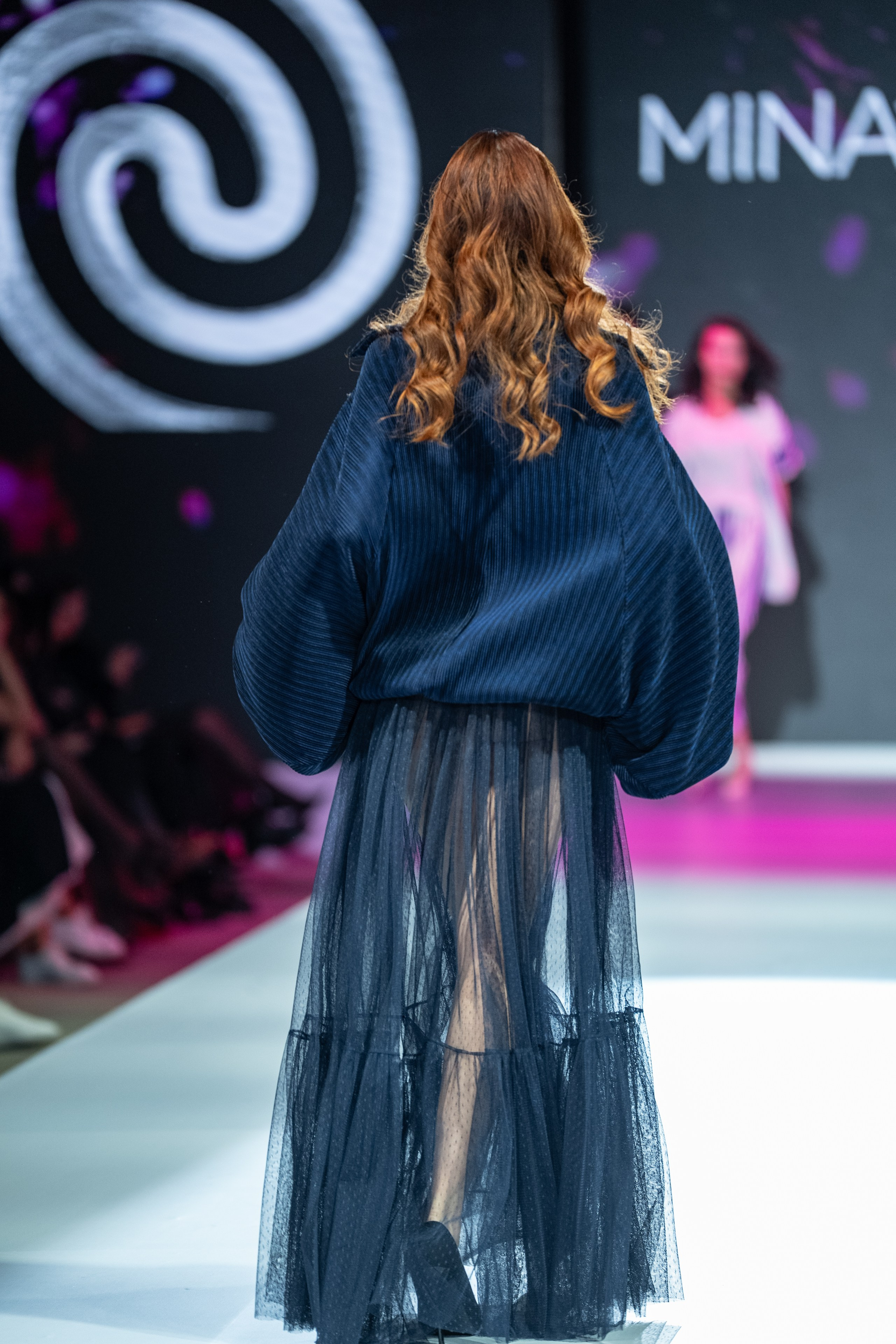 Eurasia Fashion Week Minavara. Сайт Алматинского НЮ АРТ, будуар и фэшн фотографа Дениса Карпенко