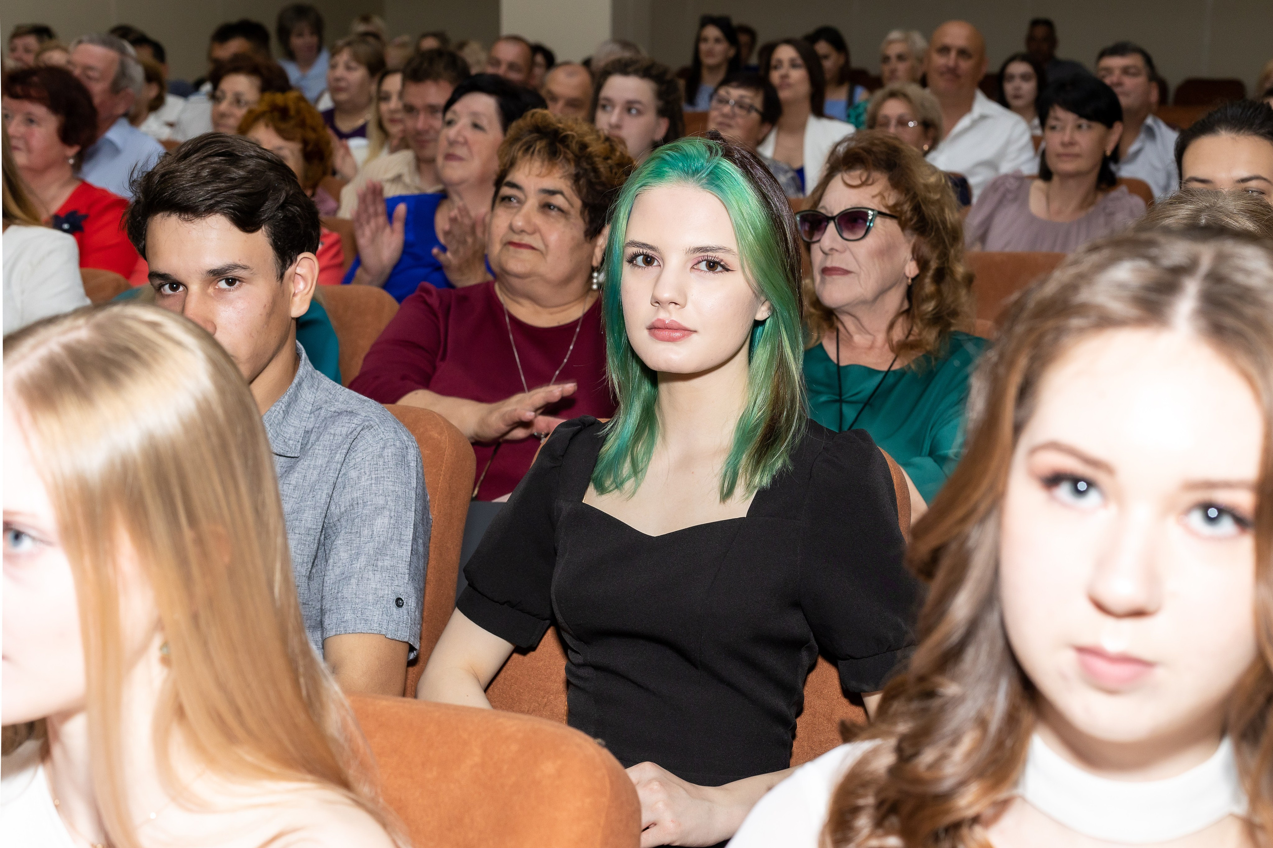 Вручение аттестата 2025. Выпускные альбомы Майкоп, Краснодар Елена Золотарева