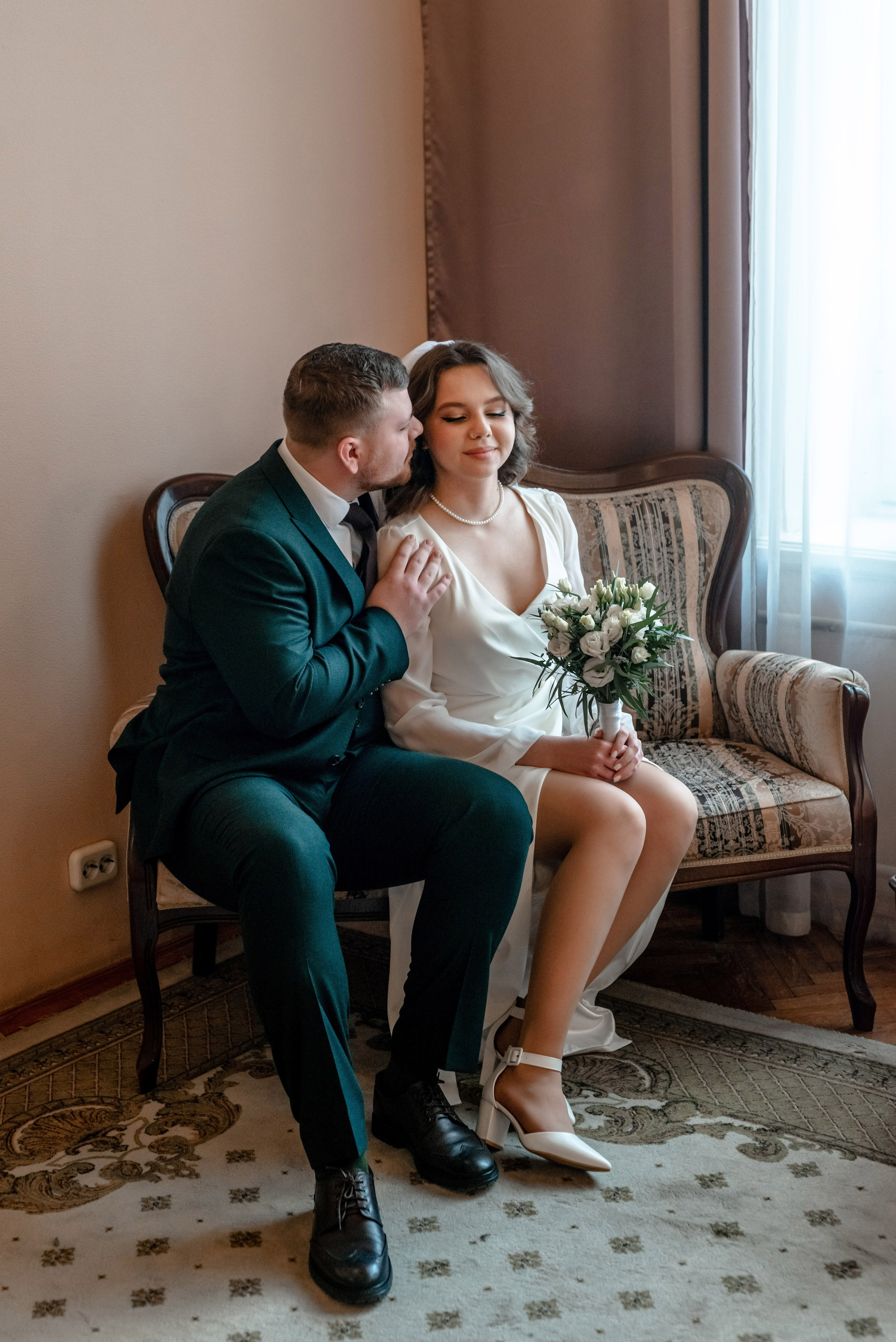 Ксения и Егор (фотосессия в ЗАГСе Петроградского района, Ботаническом саду с сакурой). Портретный, семейный и свадебный фотограф в Санкт-Петербурге и в Пушкине Ширяев Денис