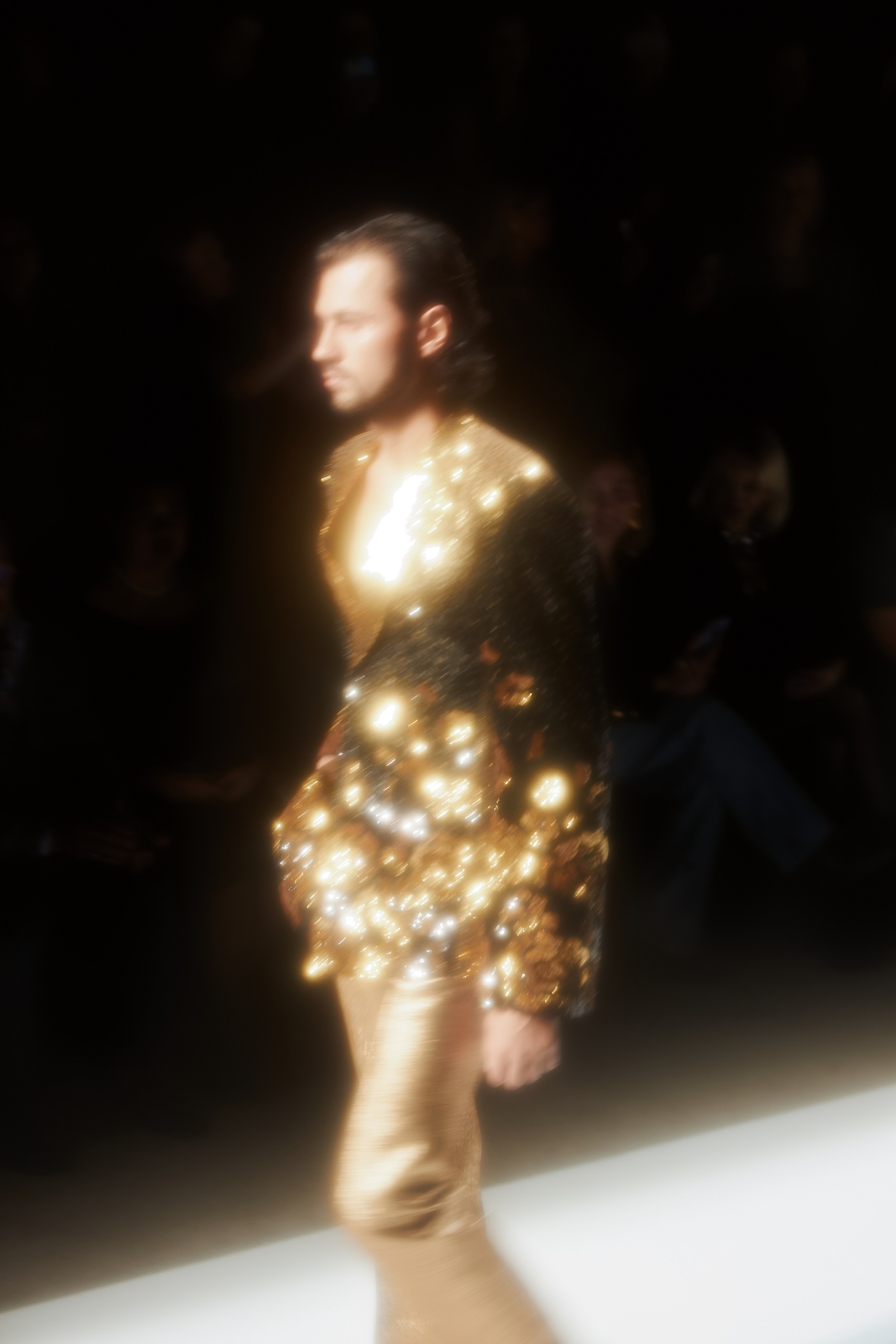 Неделя Моды в Москве Октябрь 2024 (Цвет). Фотограф в Мурманске Оксана Черноморец