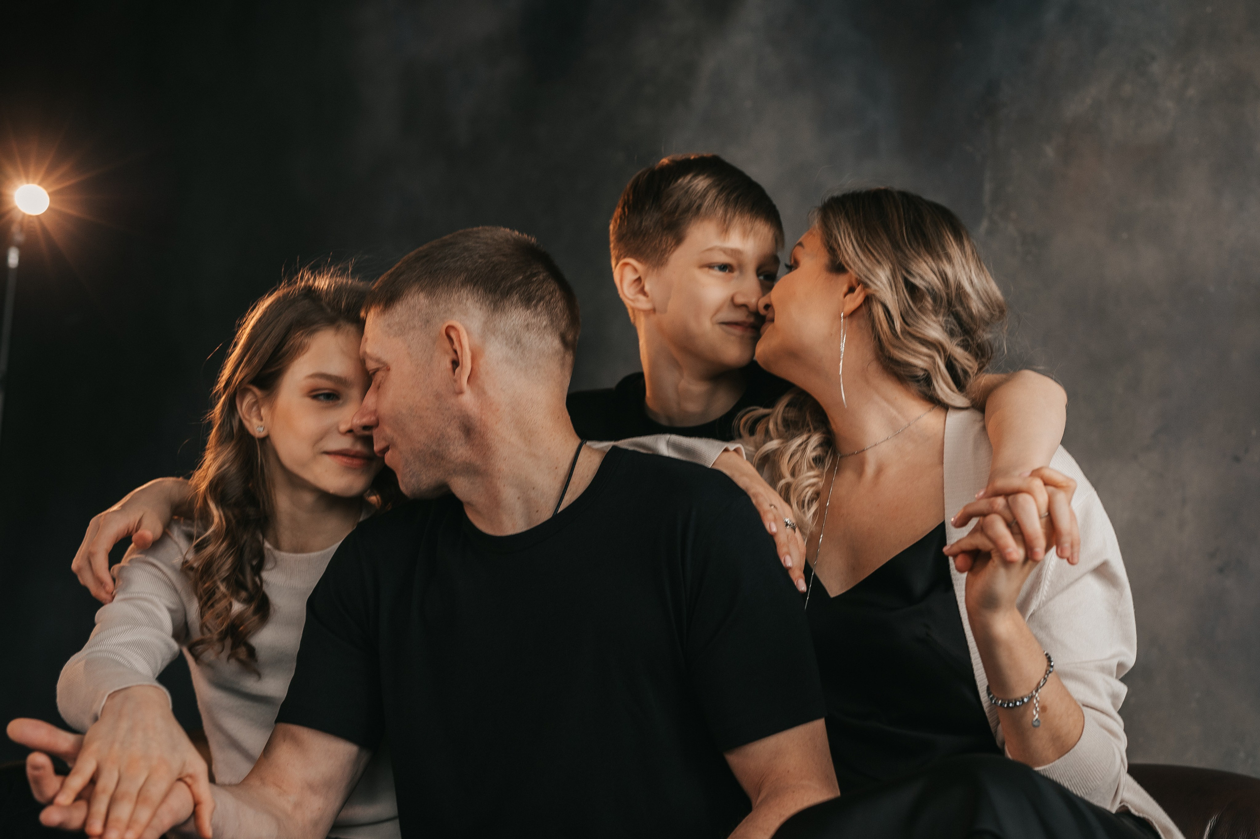 СЕМЬЯ КОМАРОВЫХ. Семейный фотограф Красноярск