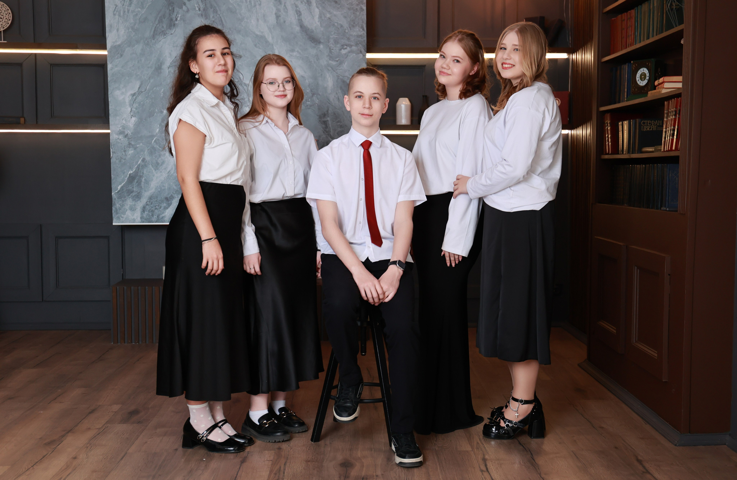 Выпускной альбом (Школа 101). Детский семейный фотограф Краснодар