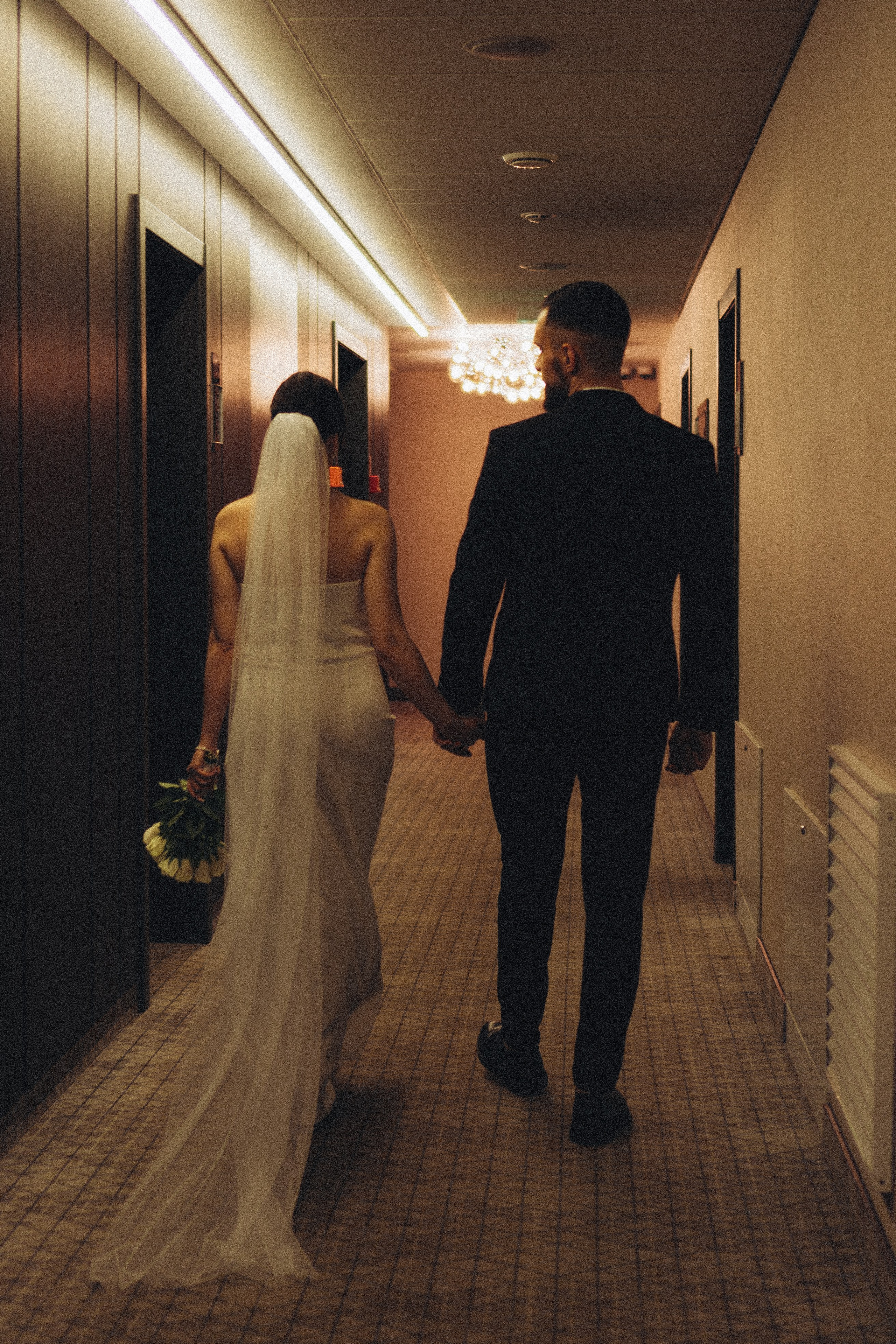 СВАДЕБНАЯ СЬЕМКА СБОРОВ ЖЕНИХА И НЕВЕСТЫ В ОТЕЛЕ И ТАКЖЕ ФОТОСЕССИИЯ В ОТЕЛЕЕ МЕГАПОЛИС БРЯНСК. Профессиональный фотограф, Санкт-Петербург — Виктория Богомолова