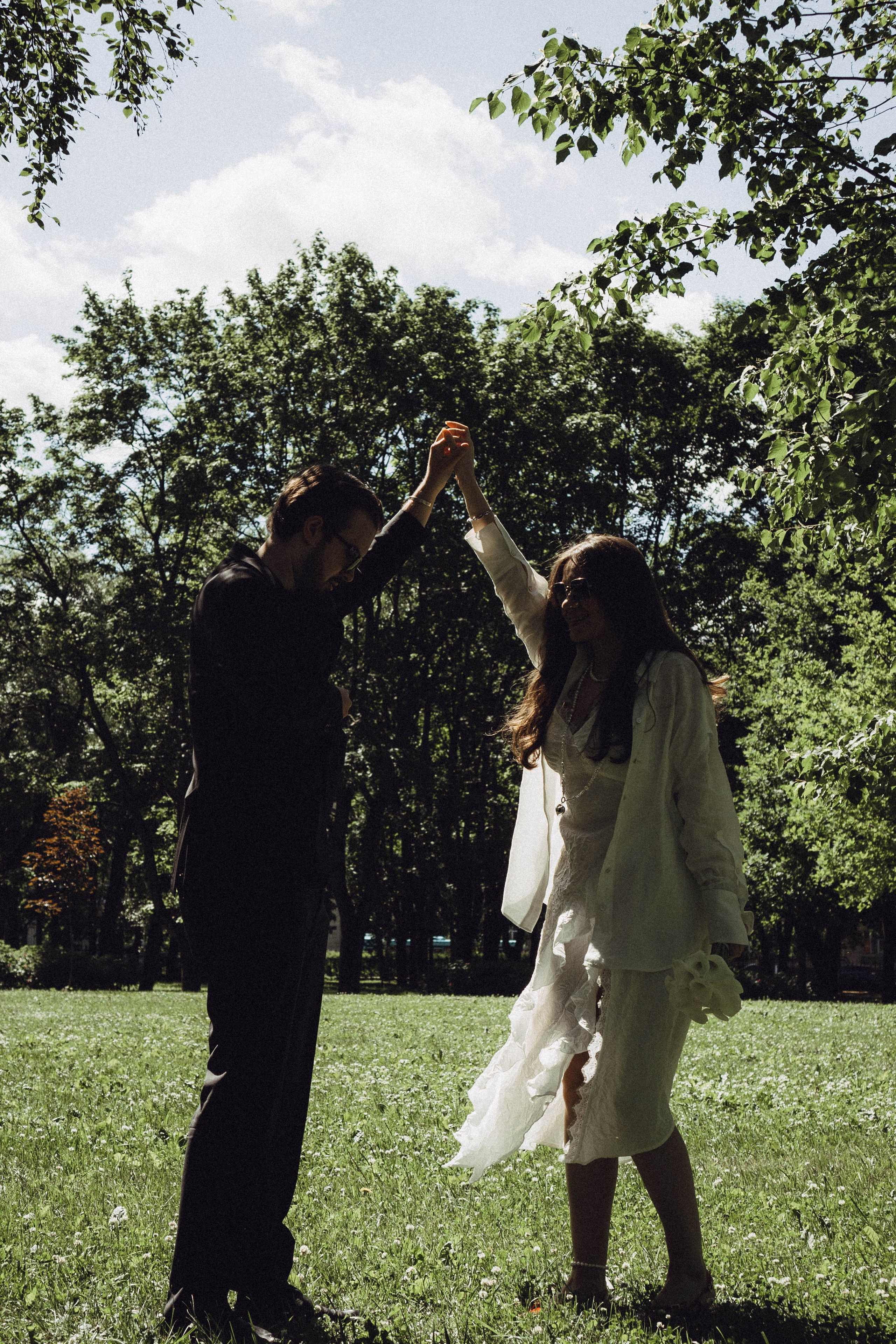 СВАДЕБНАЯ СЬЕМКА В ПАРКЕ ПОБЕДЫ И ПРОГУЛКА ПО МОСКОВСКОМУ ПРОСПЕКТУ. Профессиональный фотограф, Санкт-Петербург — Виктория Богомолова