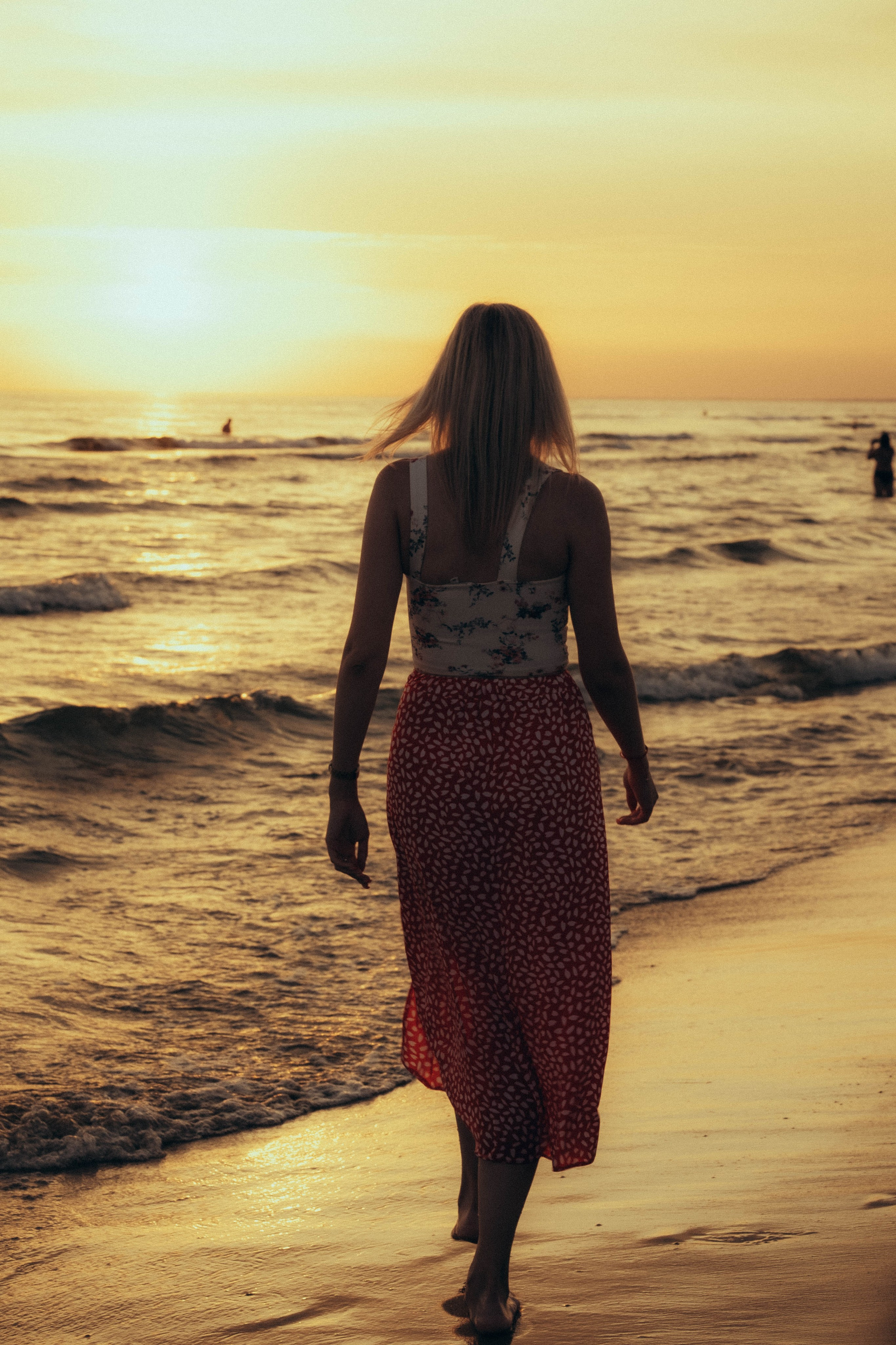 Июльский вечер на берегу черного моря. Профессиональный фотограф, Санкт-Петербург — Виктория Богомолова