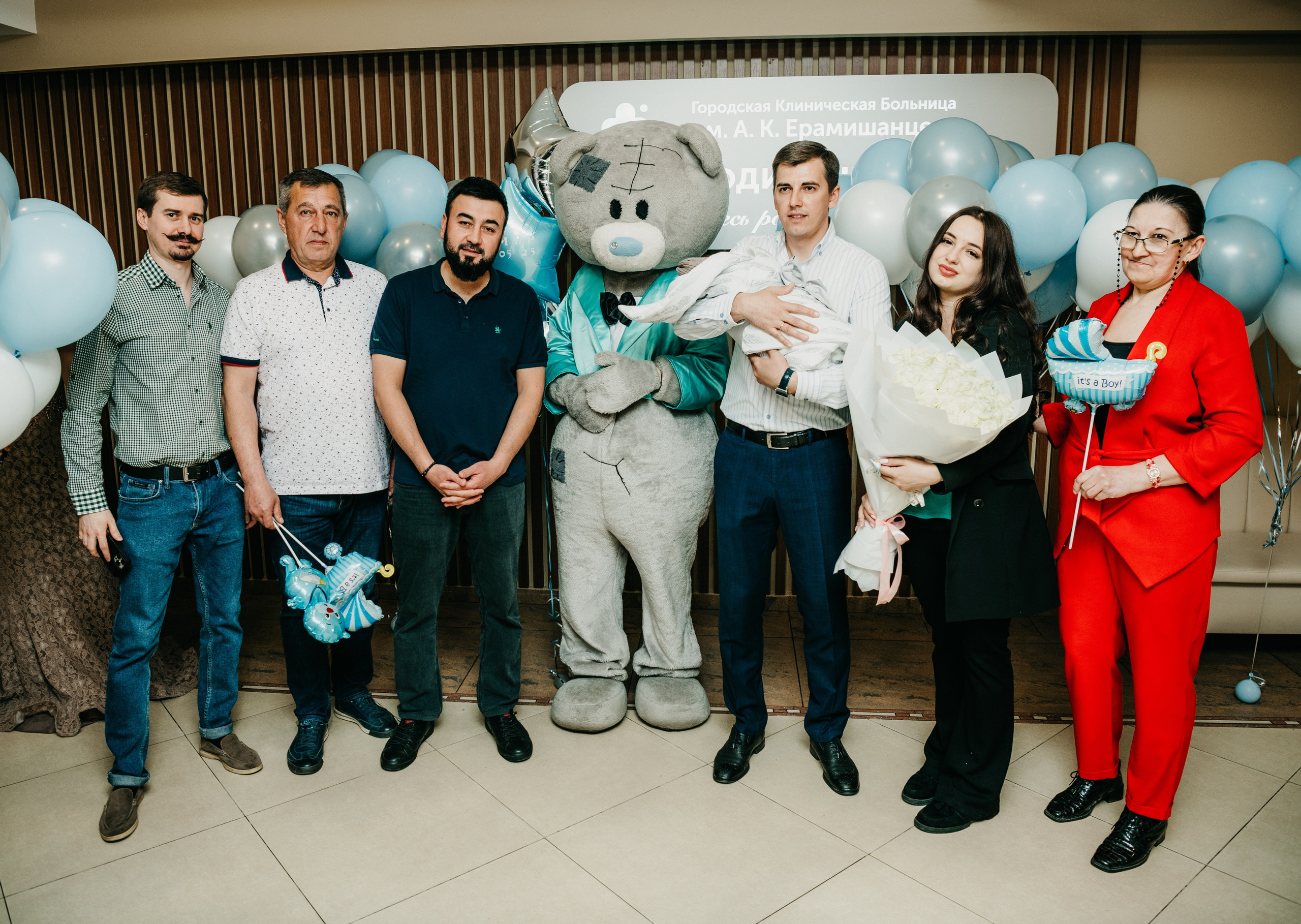 Выписка Амира. ГКБ Ерамишанцева. Фотограф на выписку из роддома в Москве и МО