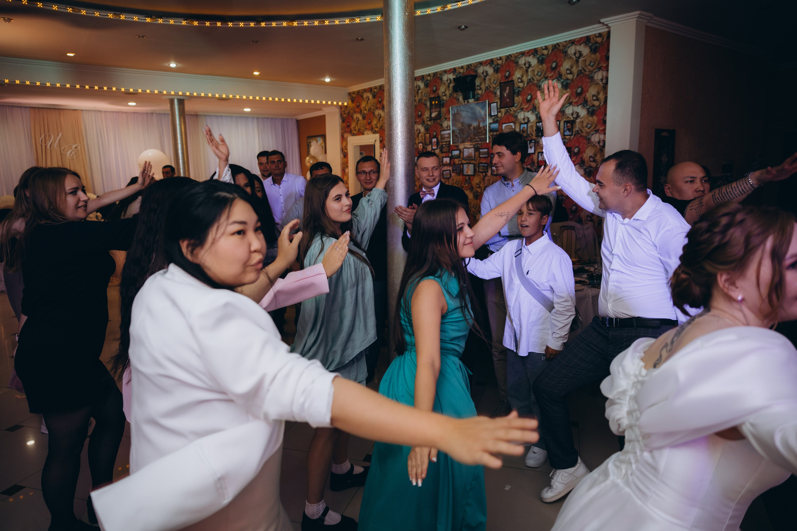 Иван и Елена. Свадебный, семейный фотограф в Иркутске Светлана Макаричева