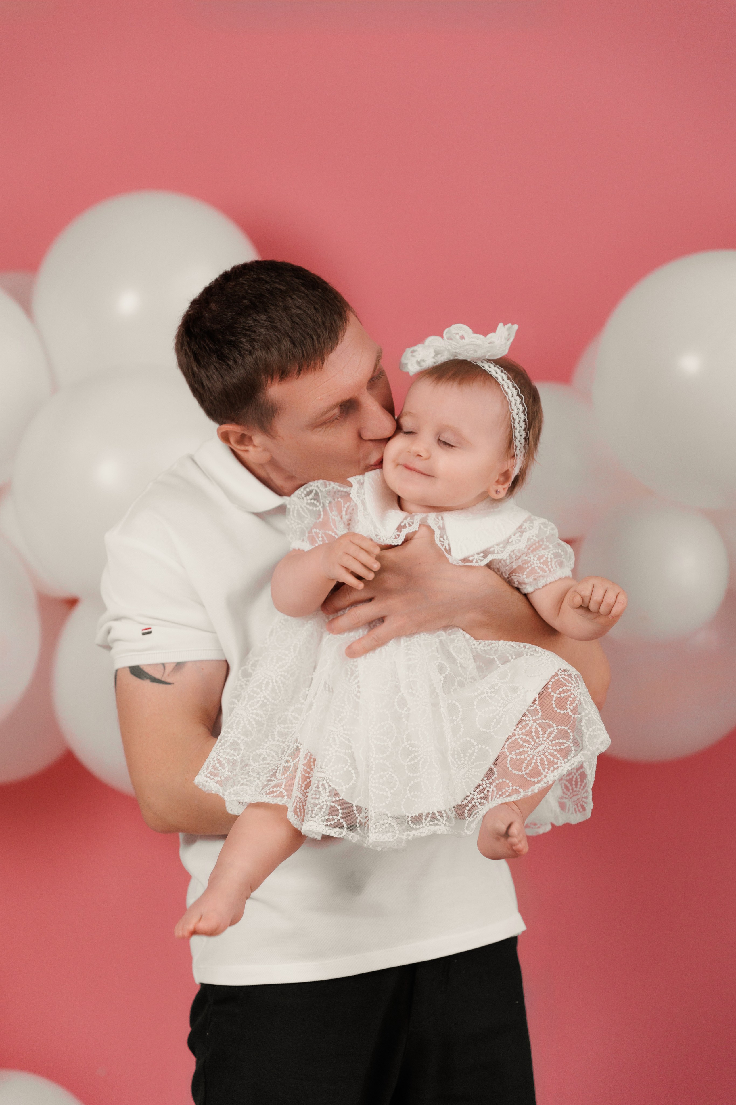 Юля, годовасие дочи. Фотограф женского портрета, беременности и материнства Харькова Елена