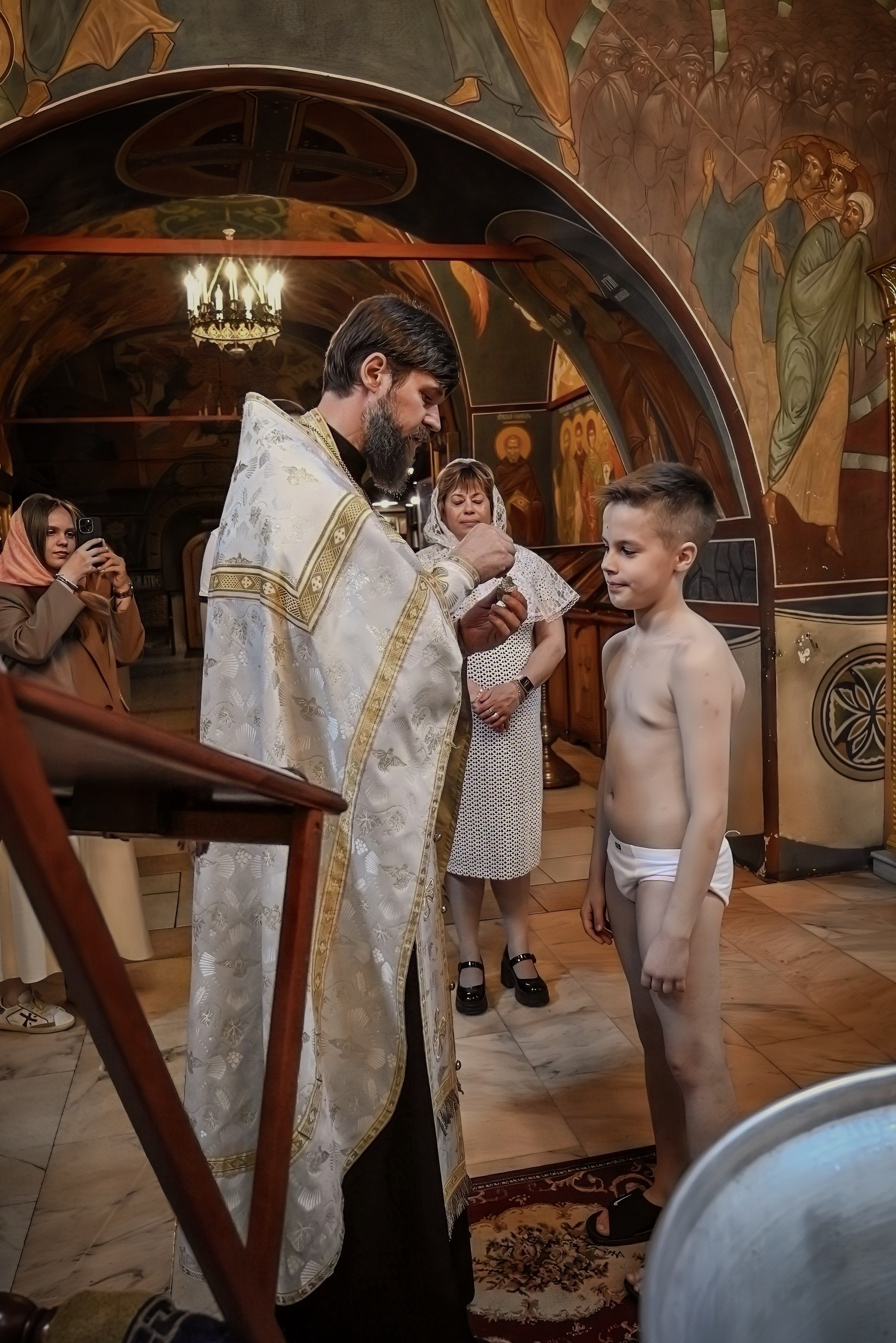 Крещение Арбат мама Ксения. Семейный и детский фотограф Москва