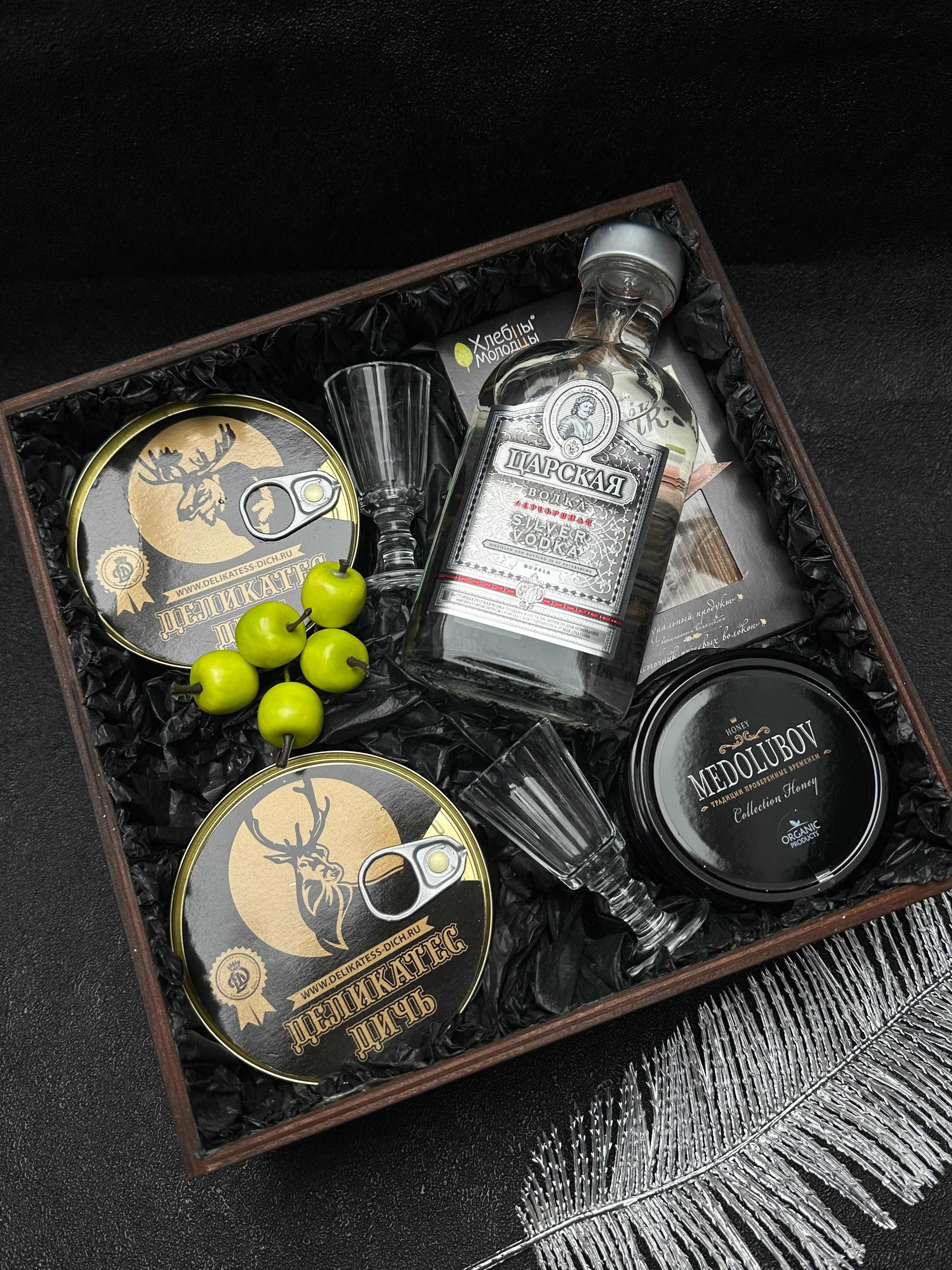 «Царское серебро». Студия подарочных наборов «Владия»