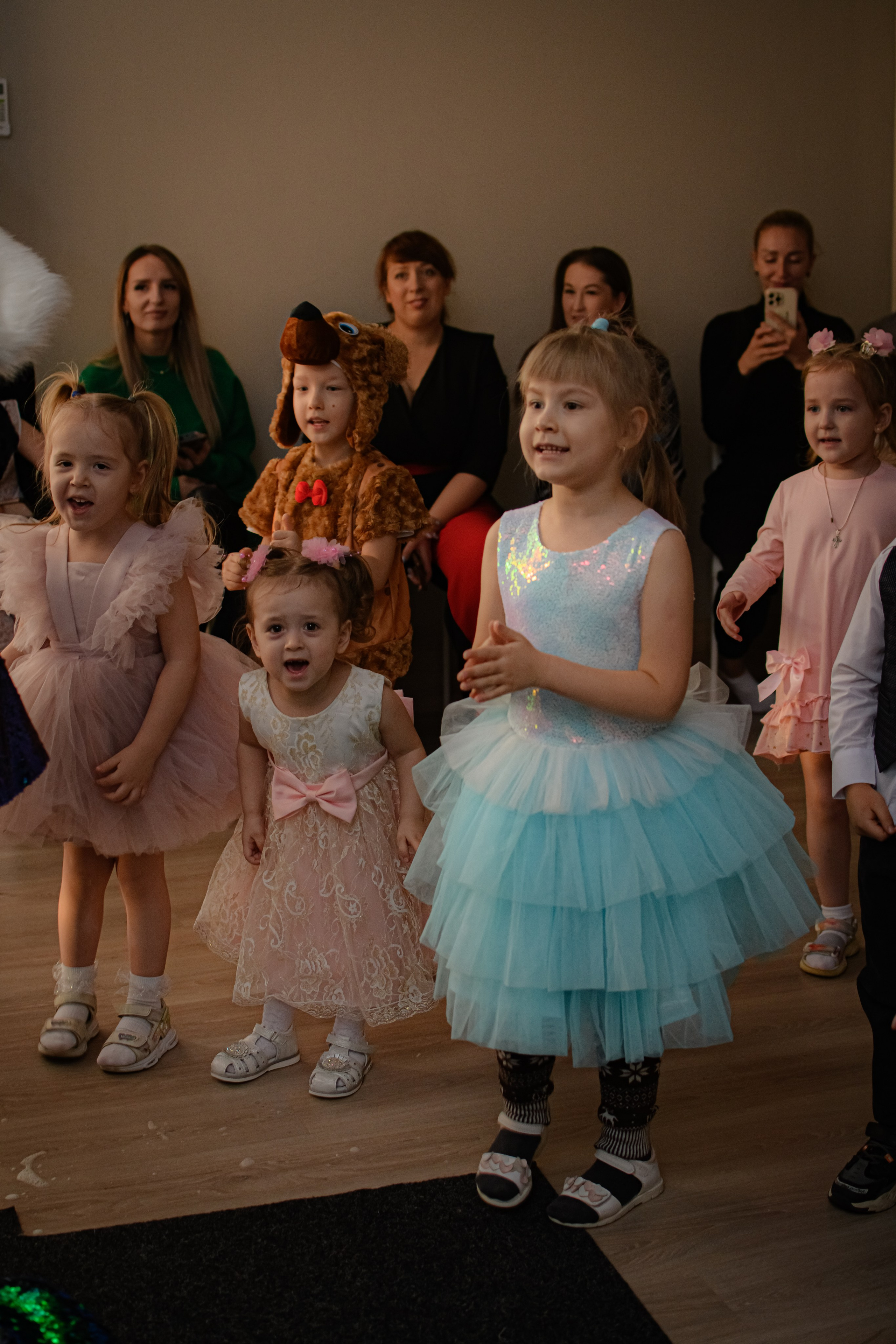 HAPPY NEW YEAR. Photokarish