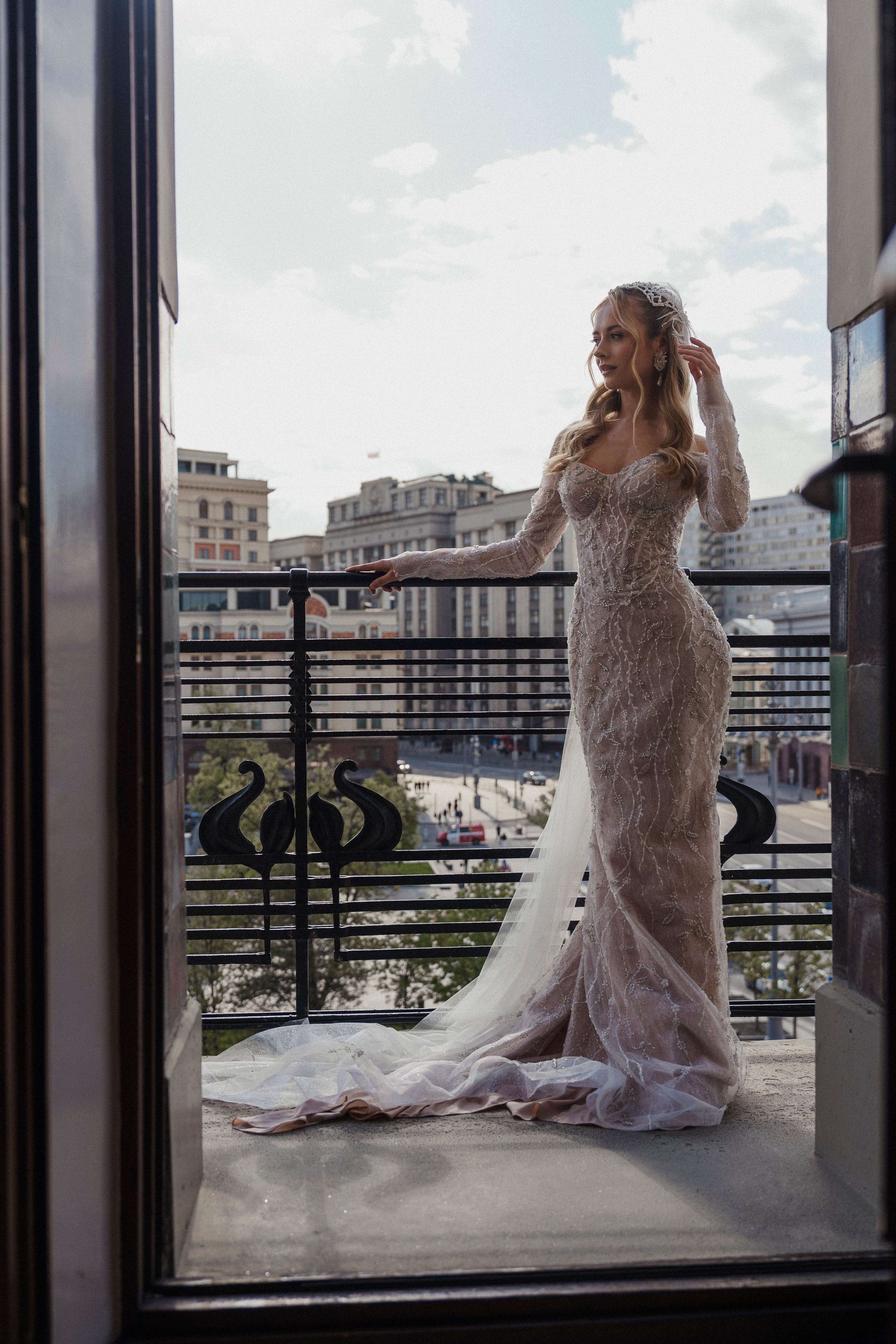 Свадебная фотосессия в отеле Метрополь. Свадебный фотограф в Москве Анна Полушина