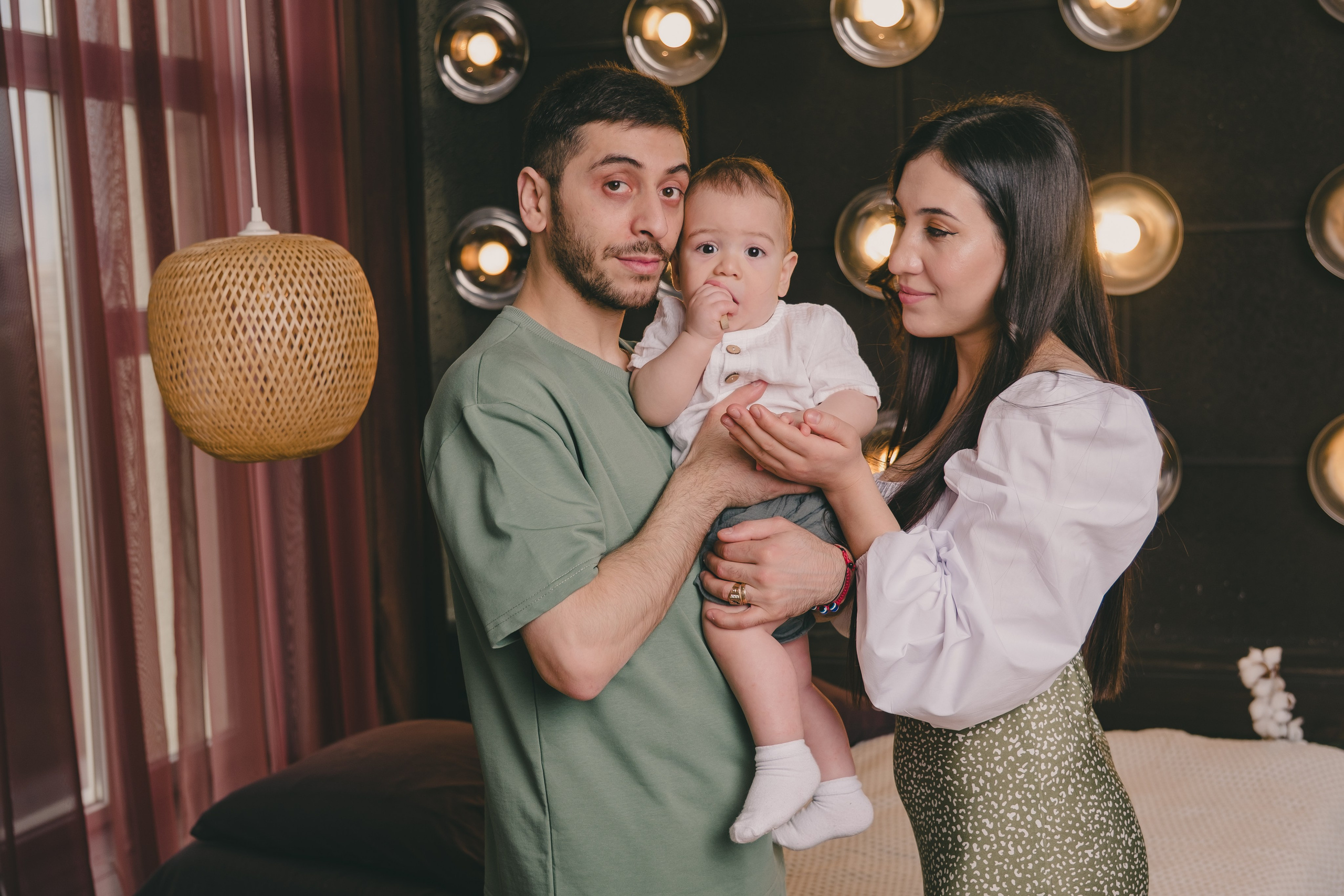 Семейная фотосессия на 1 год сыну. Свадебный и семейный фотограф Анастасия Зырянкина