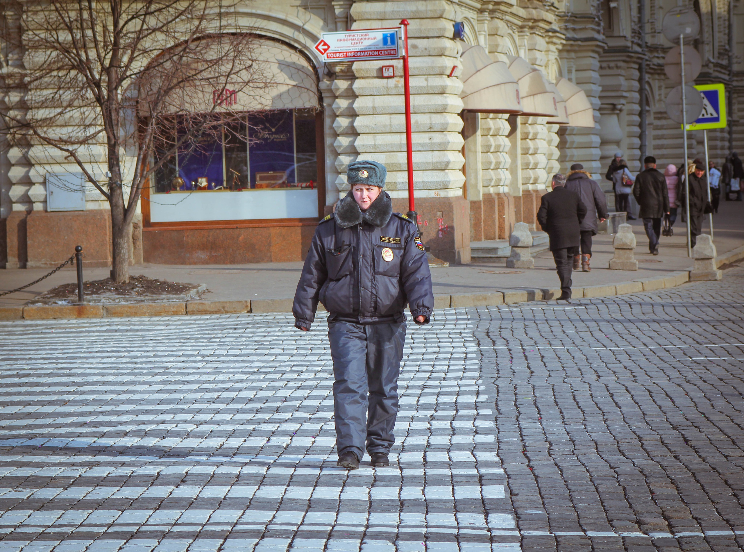 2013. Стрит-фотография, полная абсурда, идиотизма и красоты