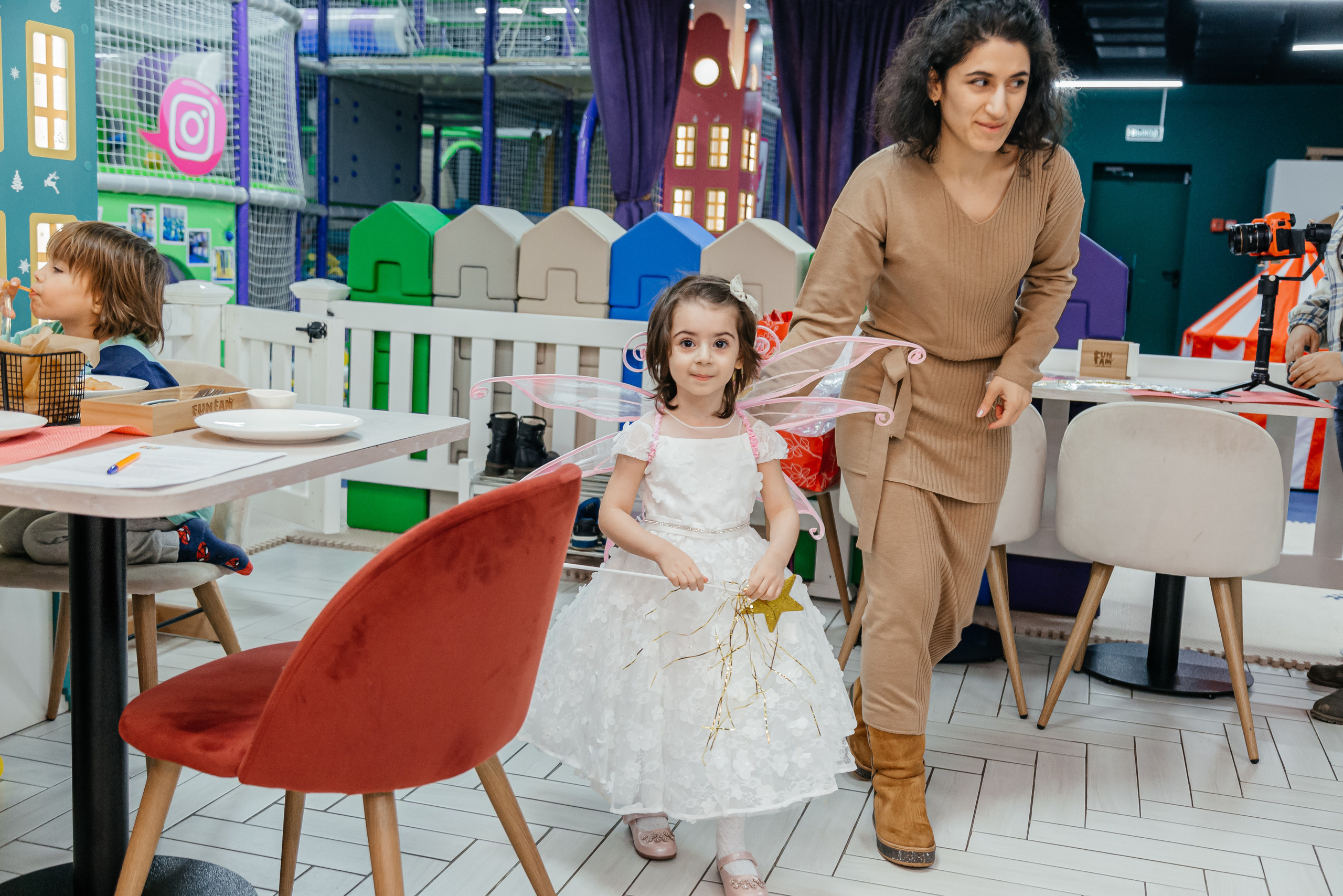 День рождение двух сестрёнок. Свадебный фотограф в Москве