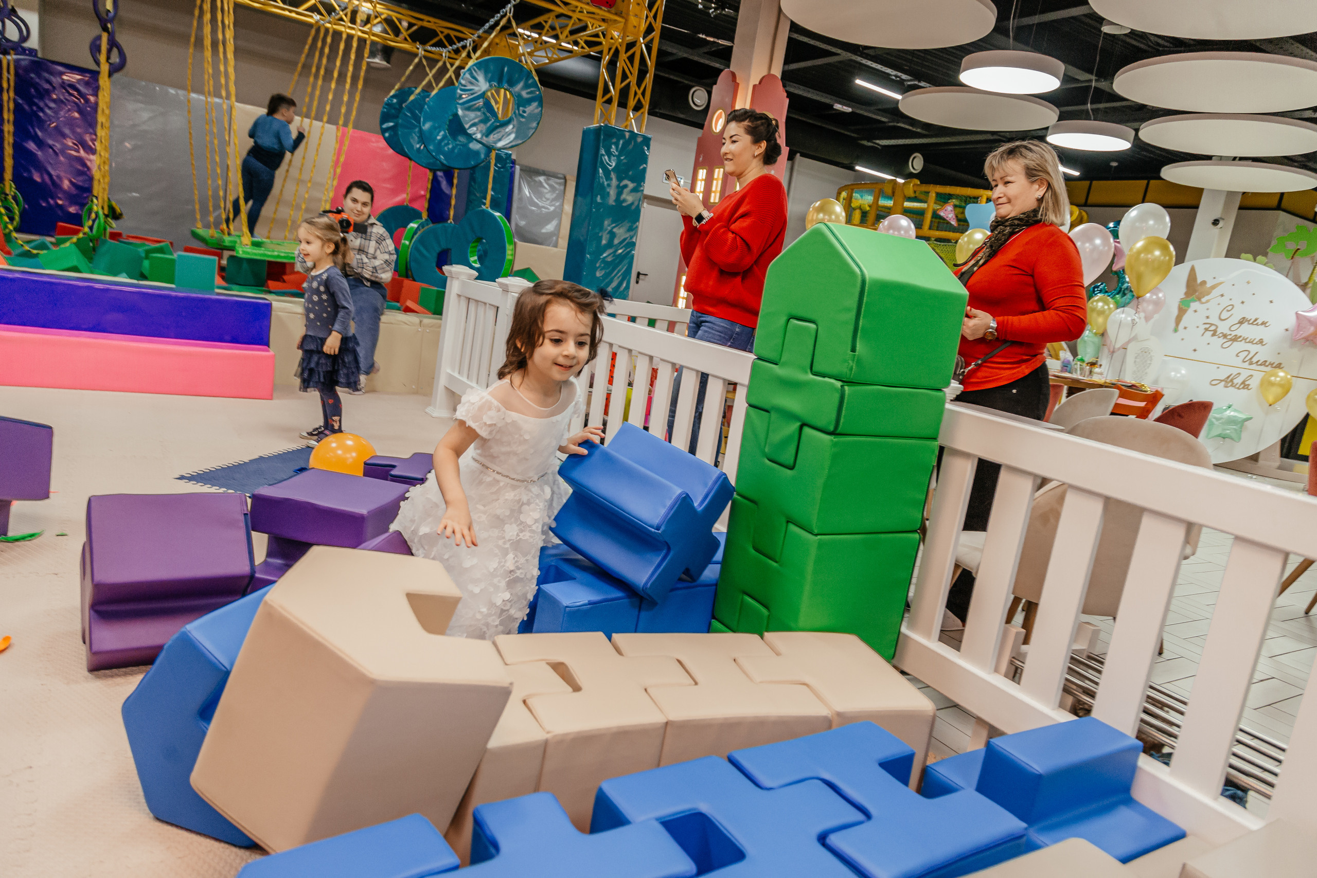 День рождение двух сестрёнок. Свадебный фотограф в Москве