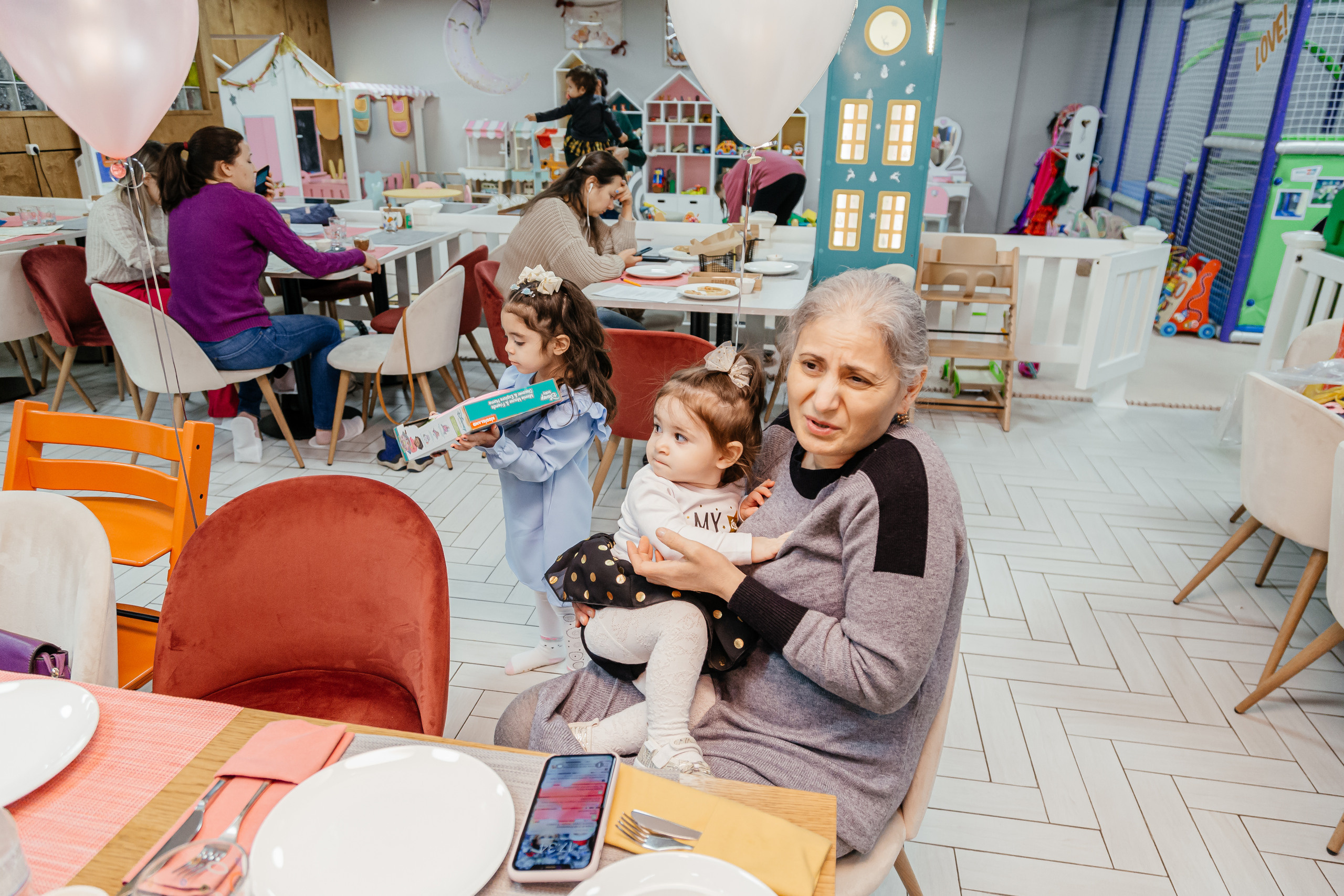 День рождение двух сестрёнок. Свадебный фотограф в Москве