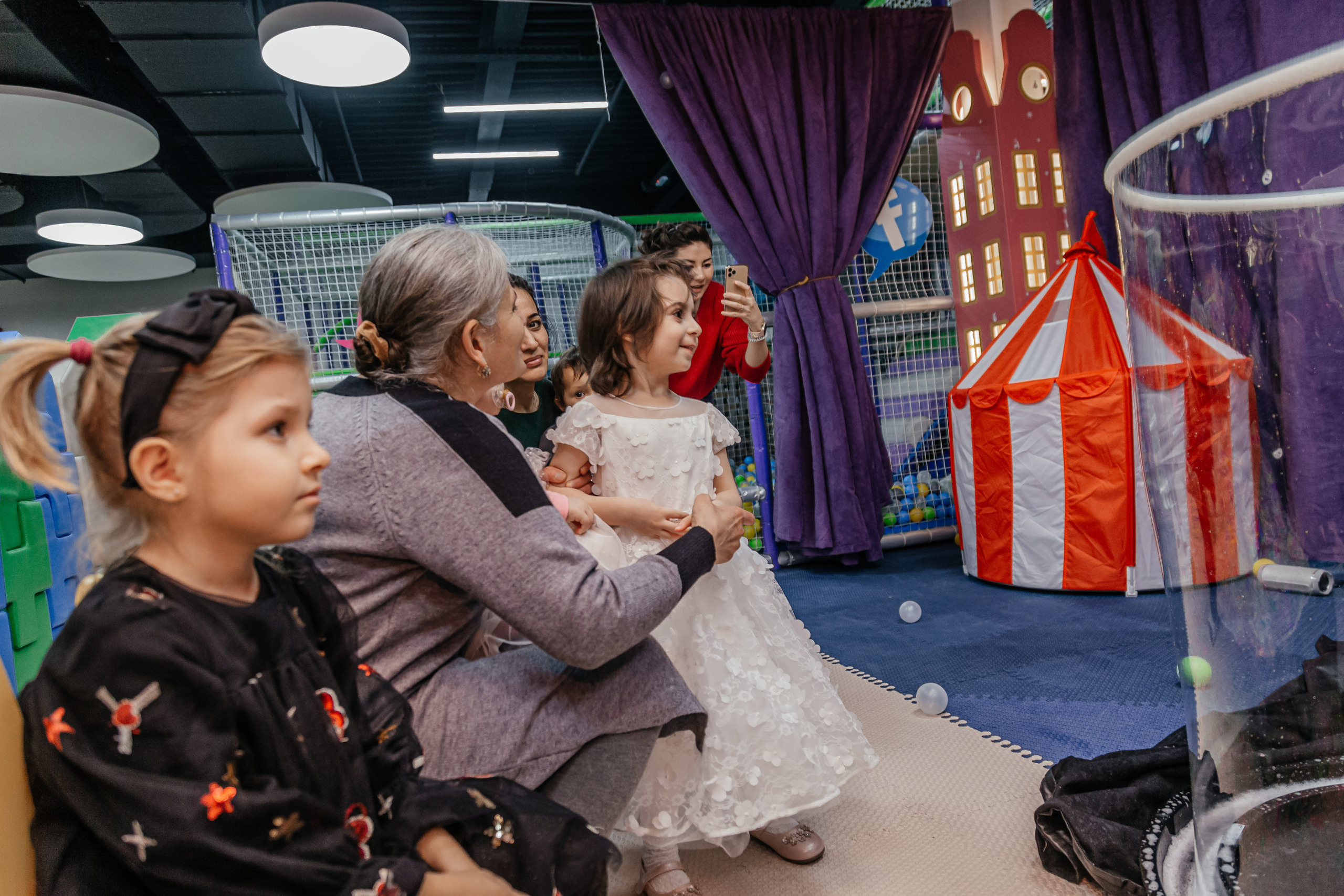 День рождение двух сестрёнок. Свадебный фотограф в Москве