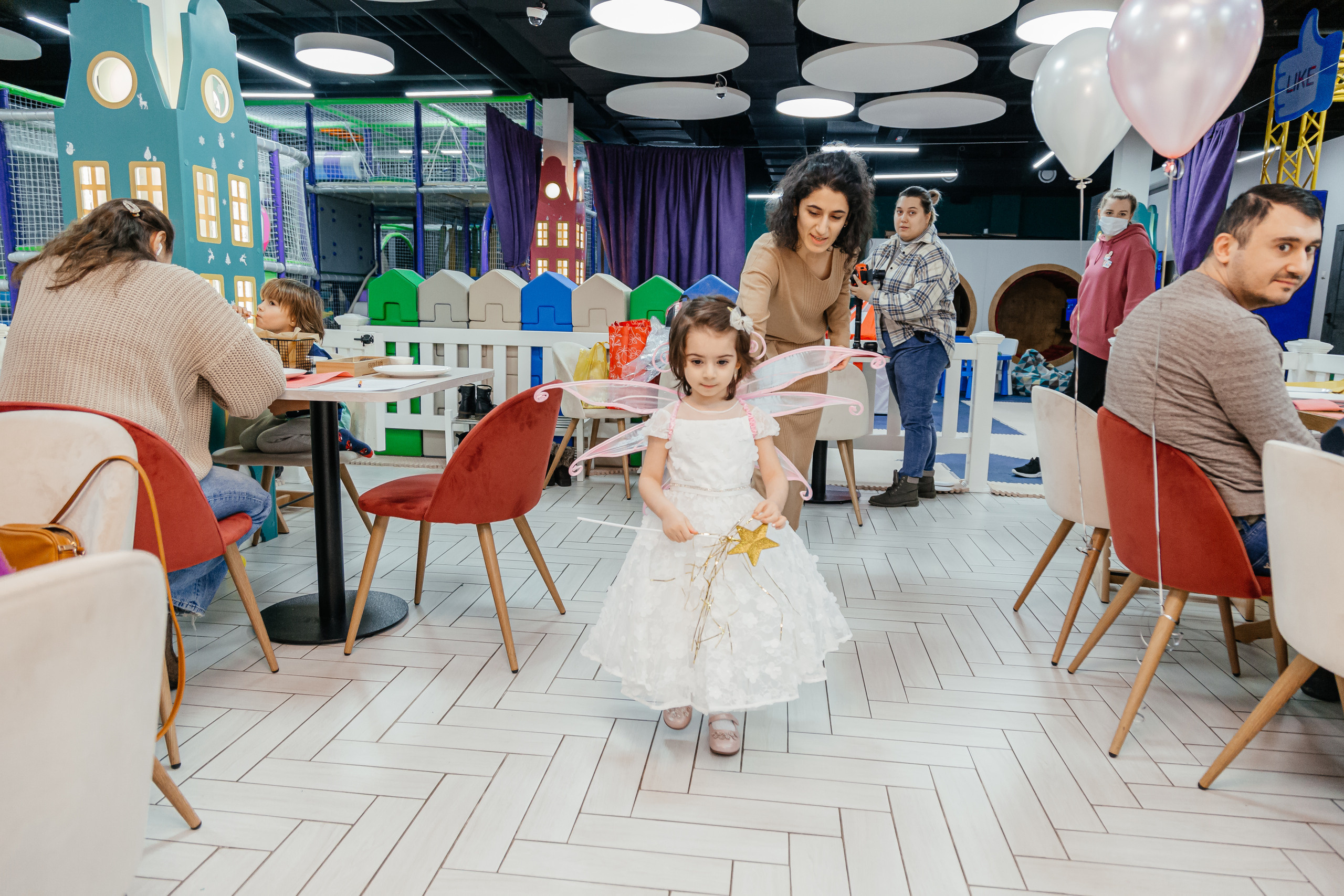 День рождение двух сестрёнок. Свадебный фотограф в Москве