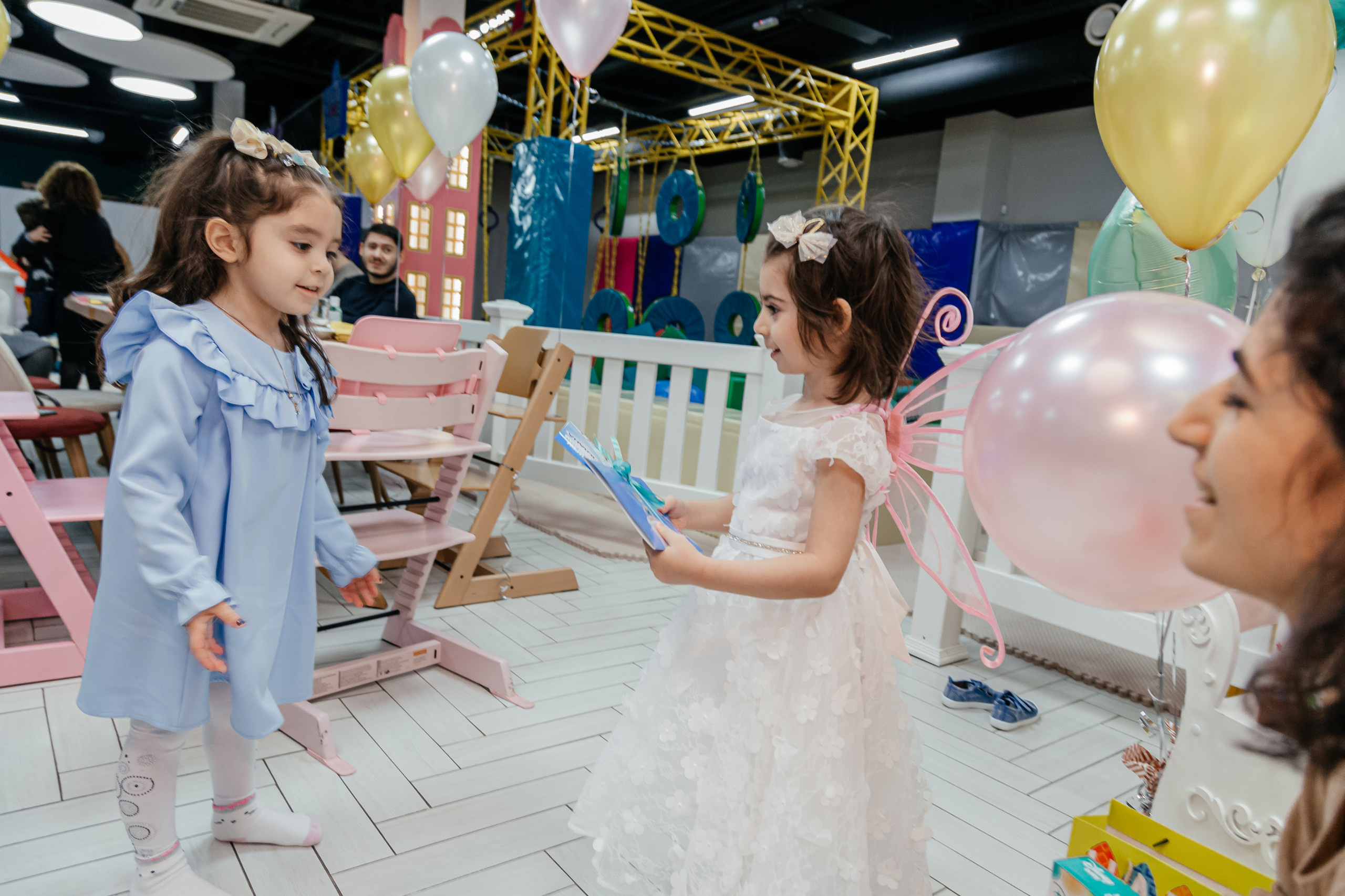 День рождение двух сестрёнок. Свадебный фотограф в Москве