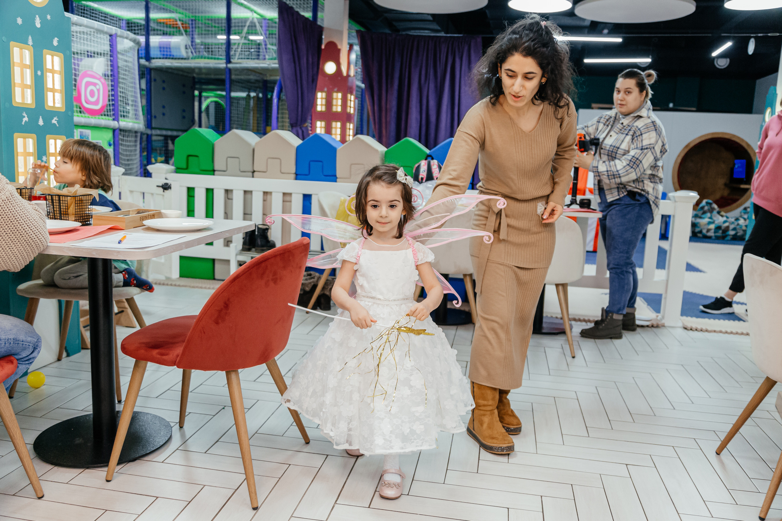 День рождение двух сестрёнок. Свадебный фотограф в Москве
