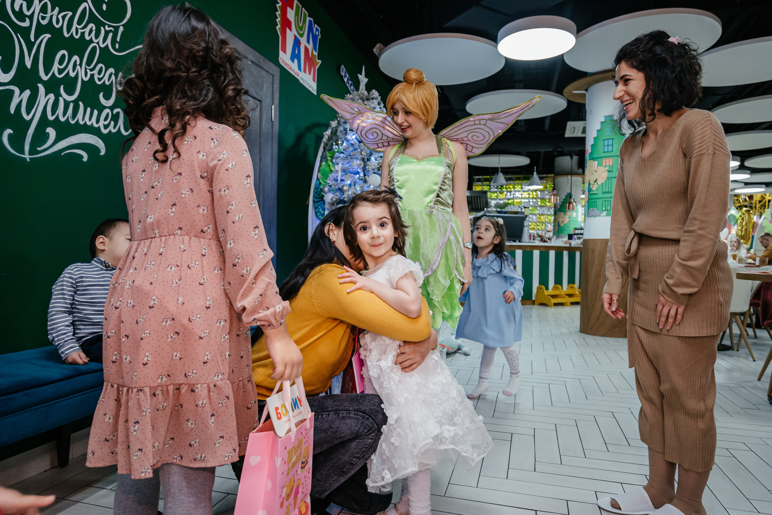 День рождение двух сестрёнок. Свадебный фотограф в Москве