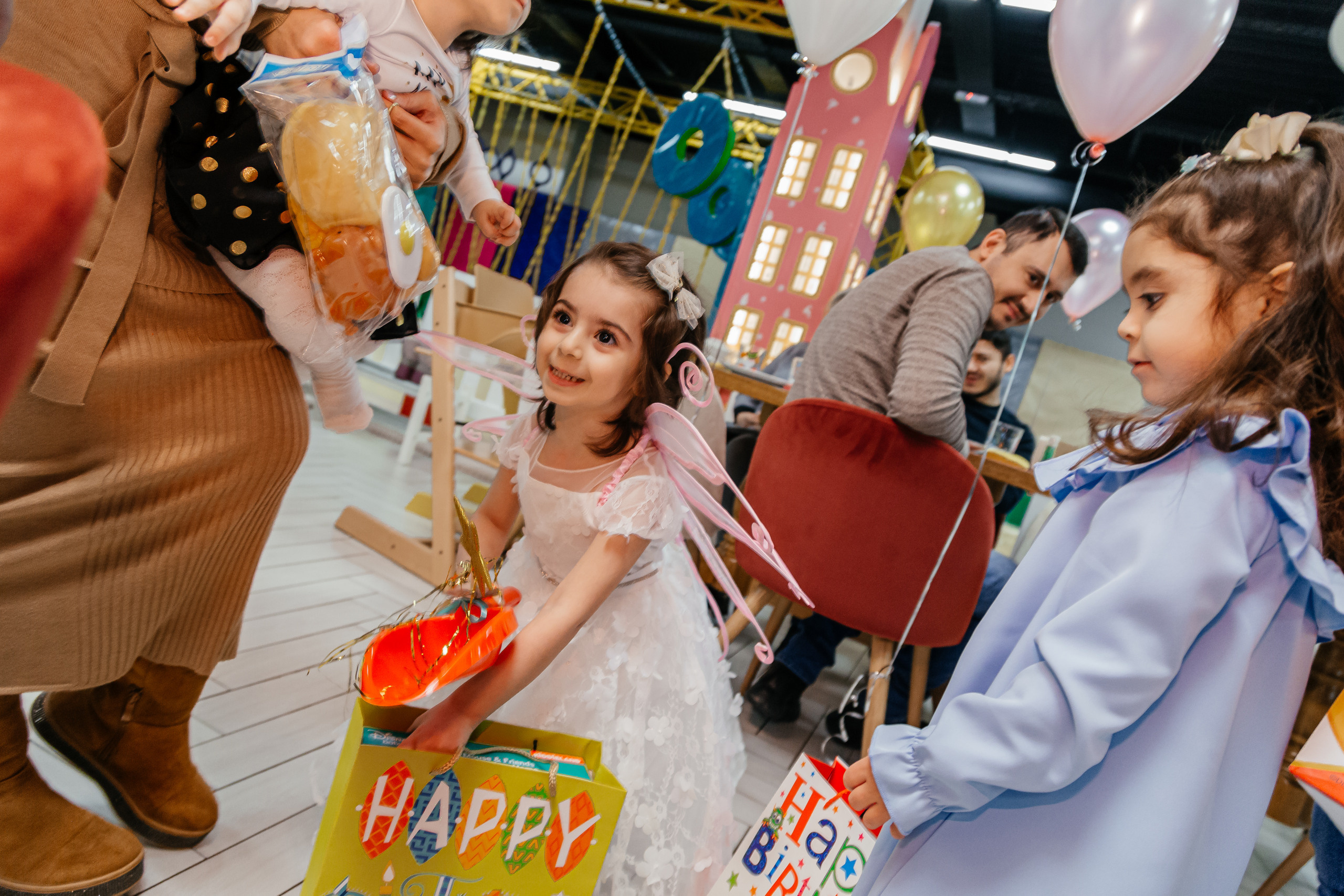 День рождение двух сестрёнок. Свадебный фотограф в Москве