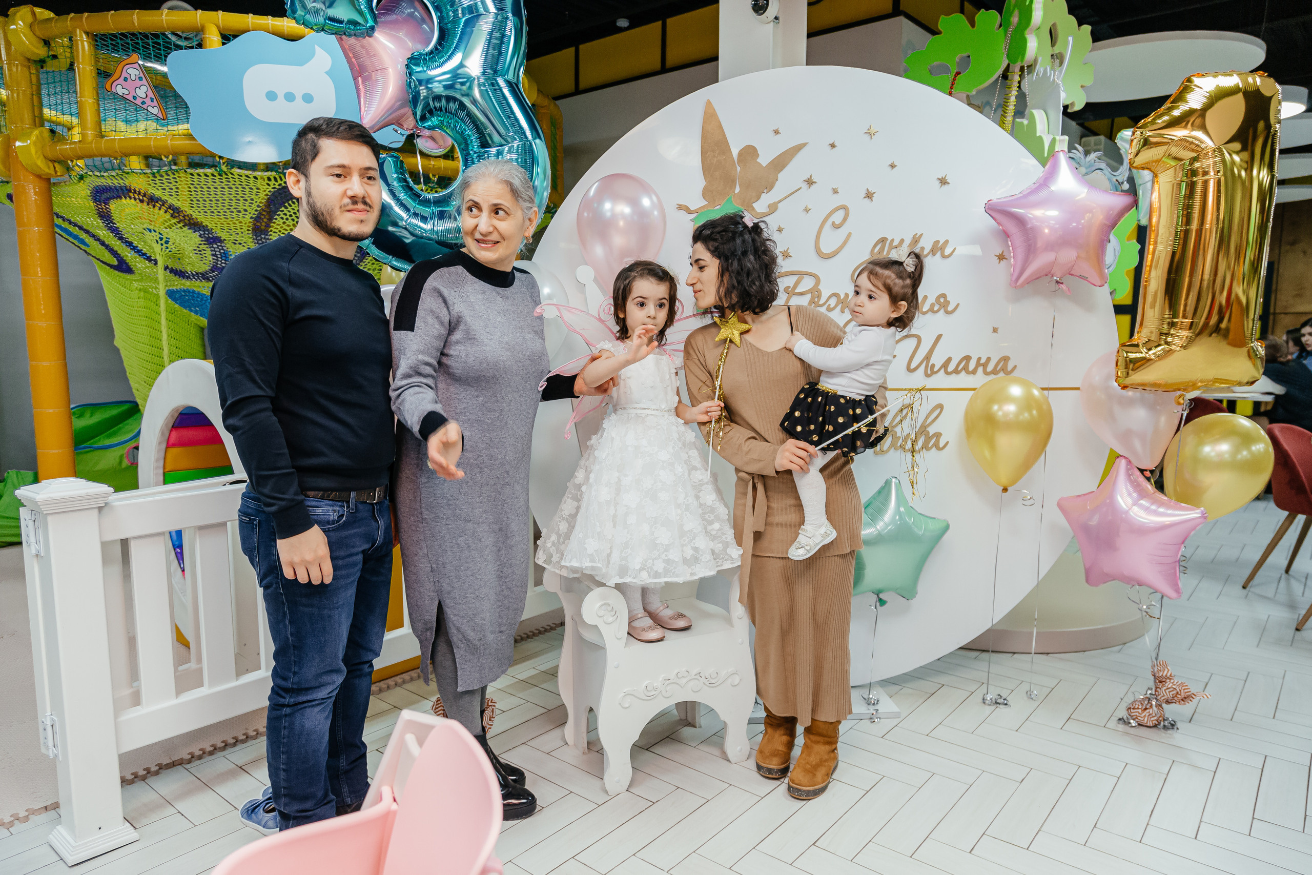 День рождение двух сестрёнок. Свадебный фотограф в Москве