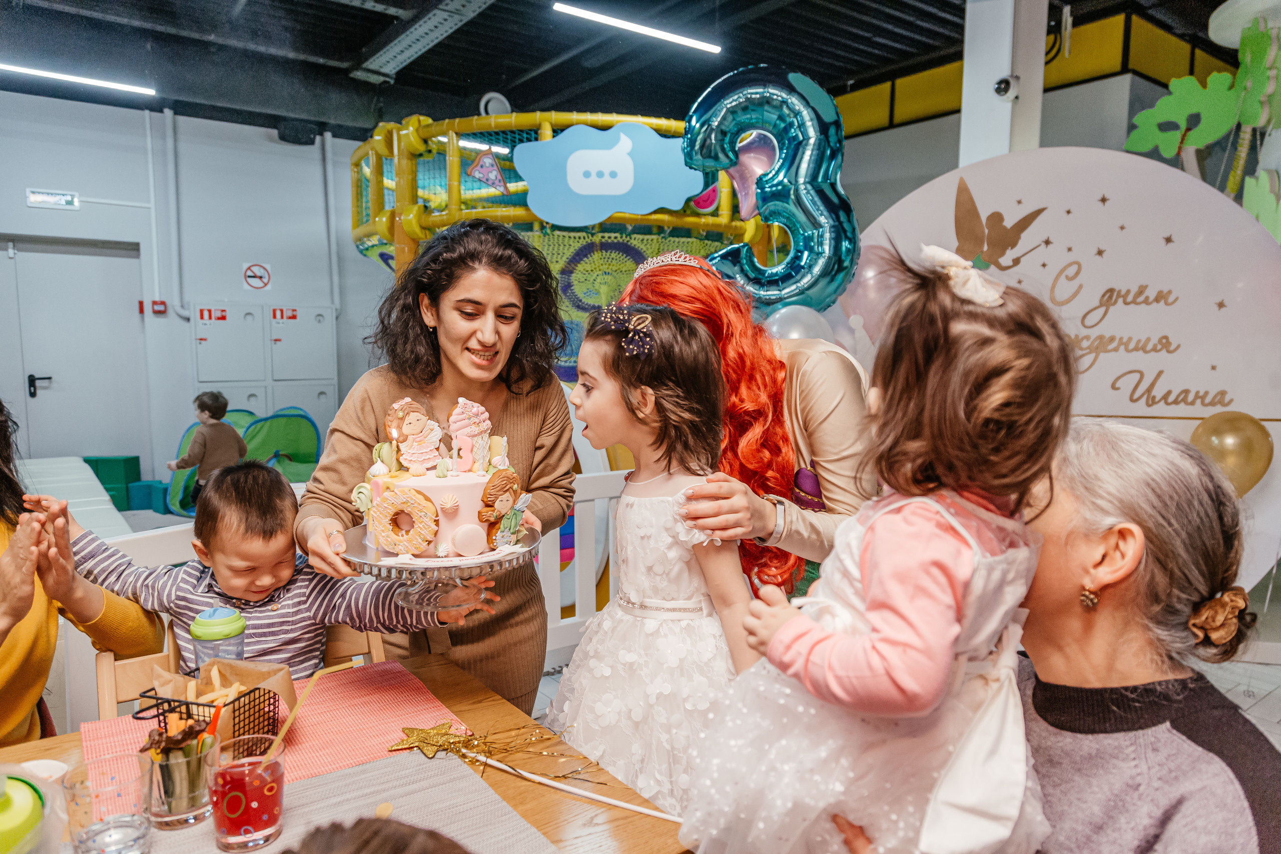 День рождение двух сестрёнок. Свадебный фотограф в Москве