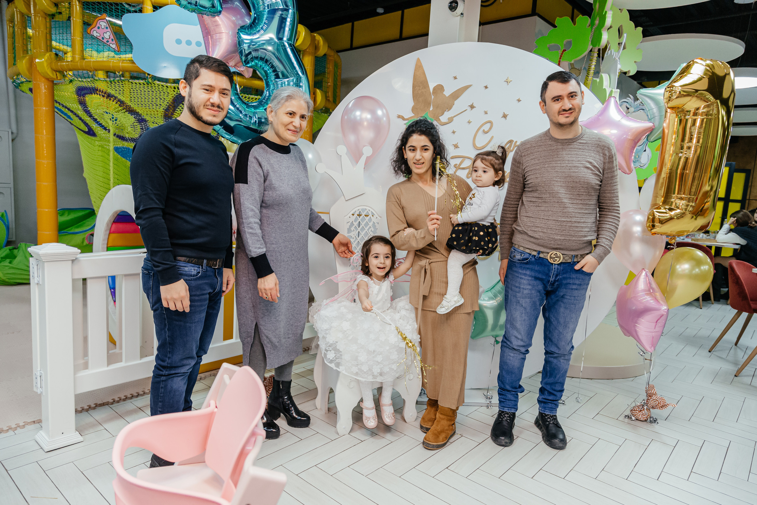 День рождение двух сестрёнок. Свадебный фотограф в Москве