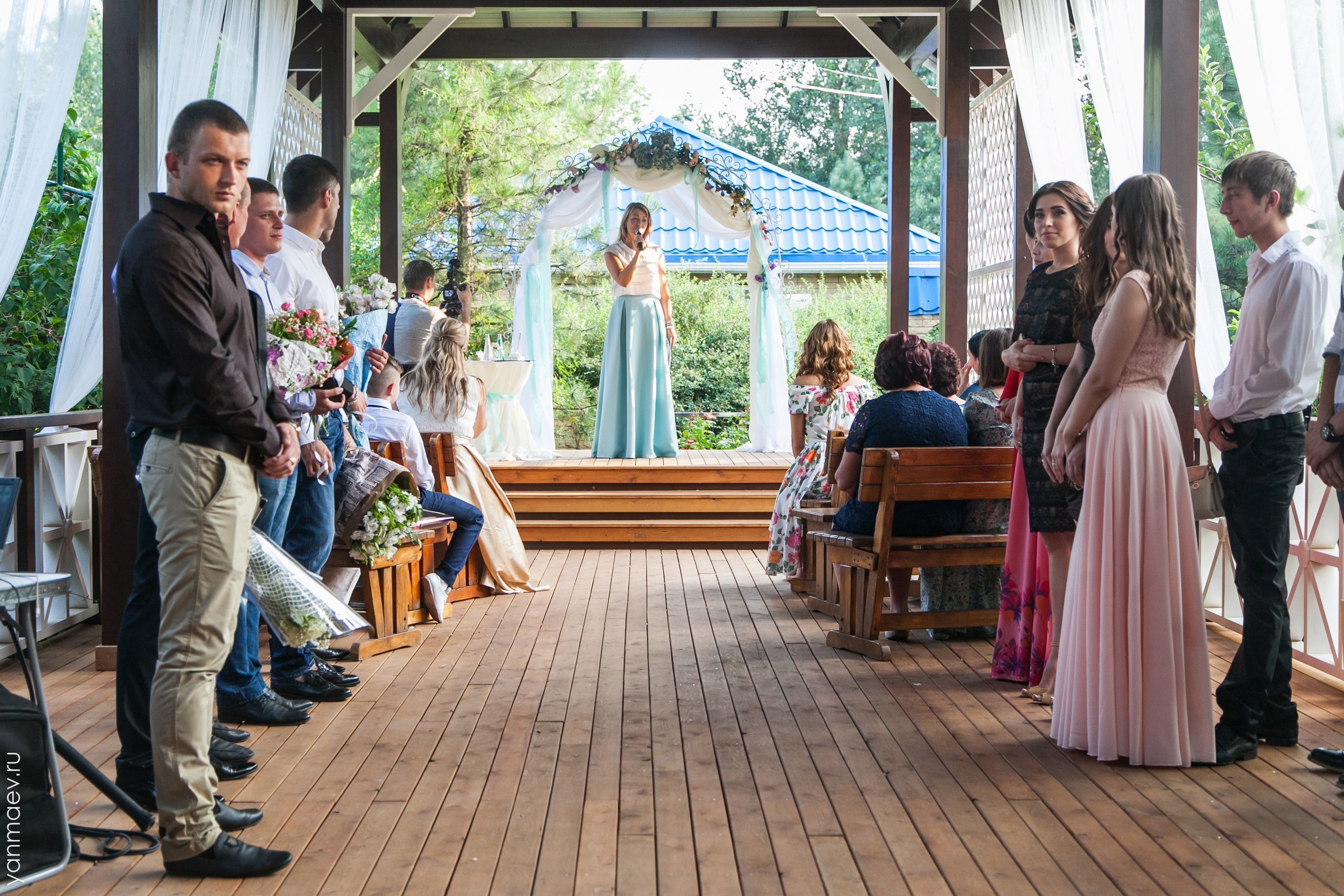 Небольшая свадьба в Ростове. Свадебная, репортажная и бизнес съёмка в Ростове-на-Дону