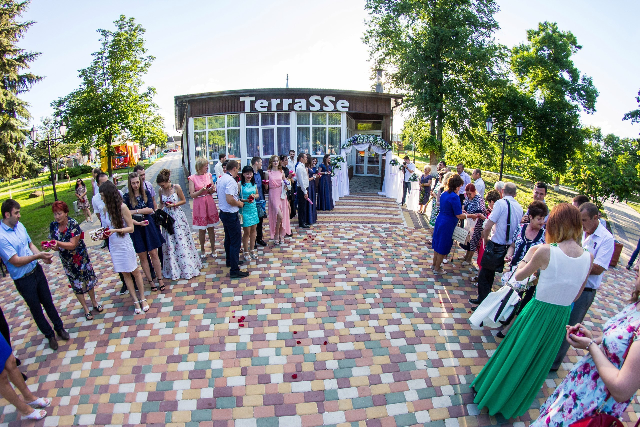 Фотосессия влюблённых полный свадебный день. Свадебная, репортажная и бизнес съёмка в Ростове-на-Дону