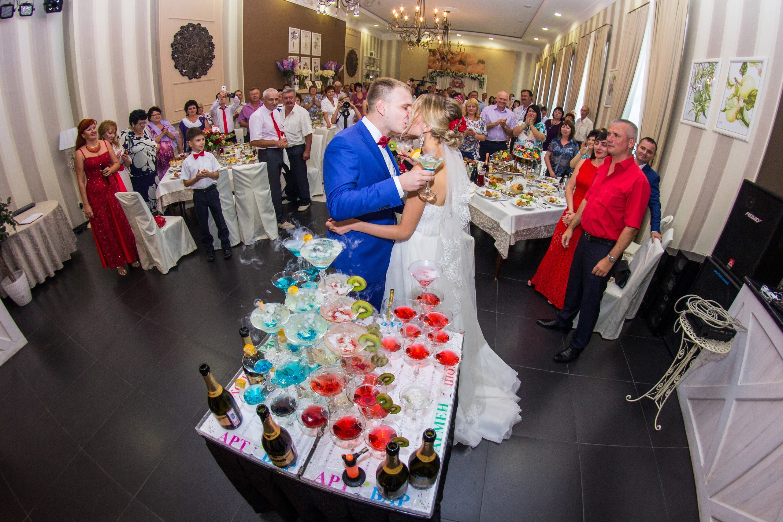 Свадебная фотосессия влюбленных. Свадебная, репортажная и бизнес съёмка в Ростове-на-Дону