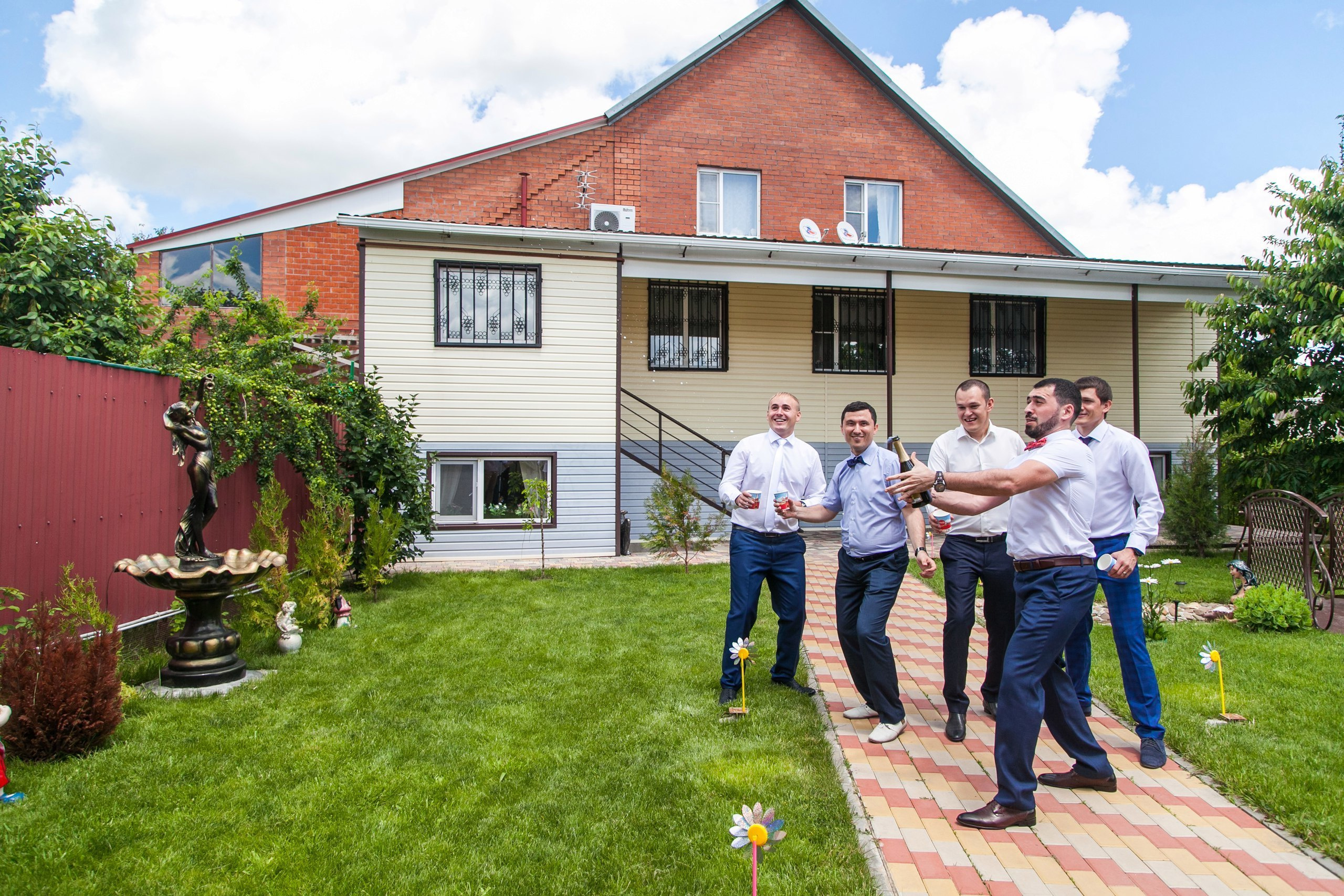 Фотосессия влюблённых полный свадебный день. Свадебная, репортажная и бизнес съёмка в Ростове-на-Дону