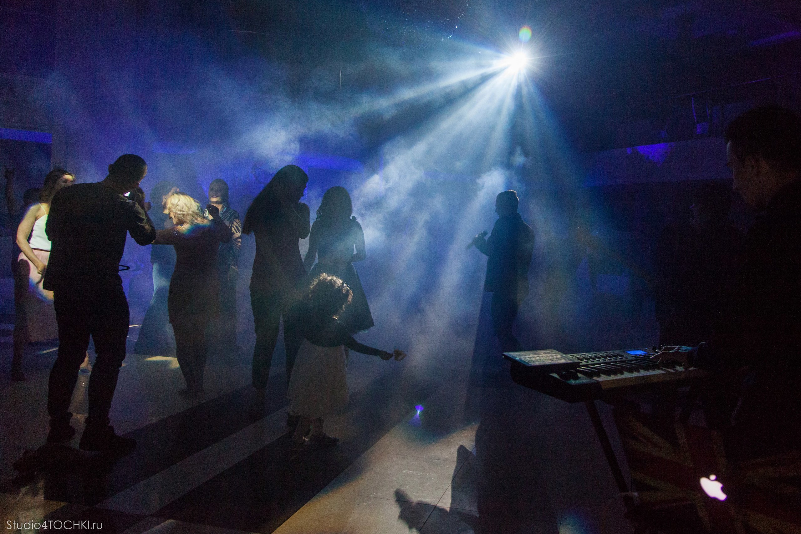 Красивая свадьба в Ростове на Дону. Свадебная, репортажная и бизнес съёмка в Ростове-на-Дону