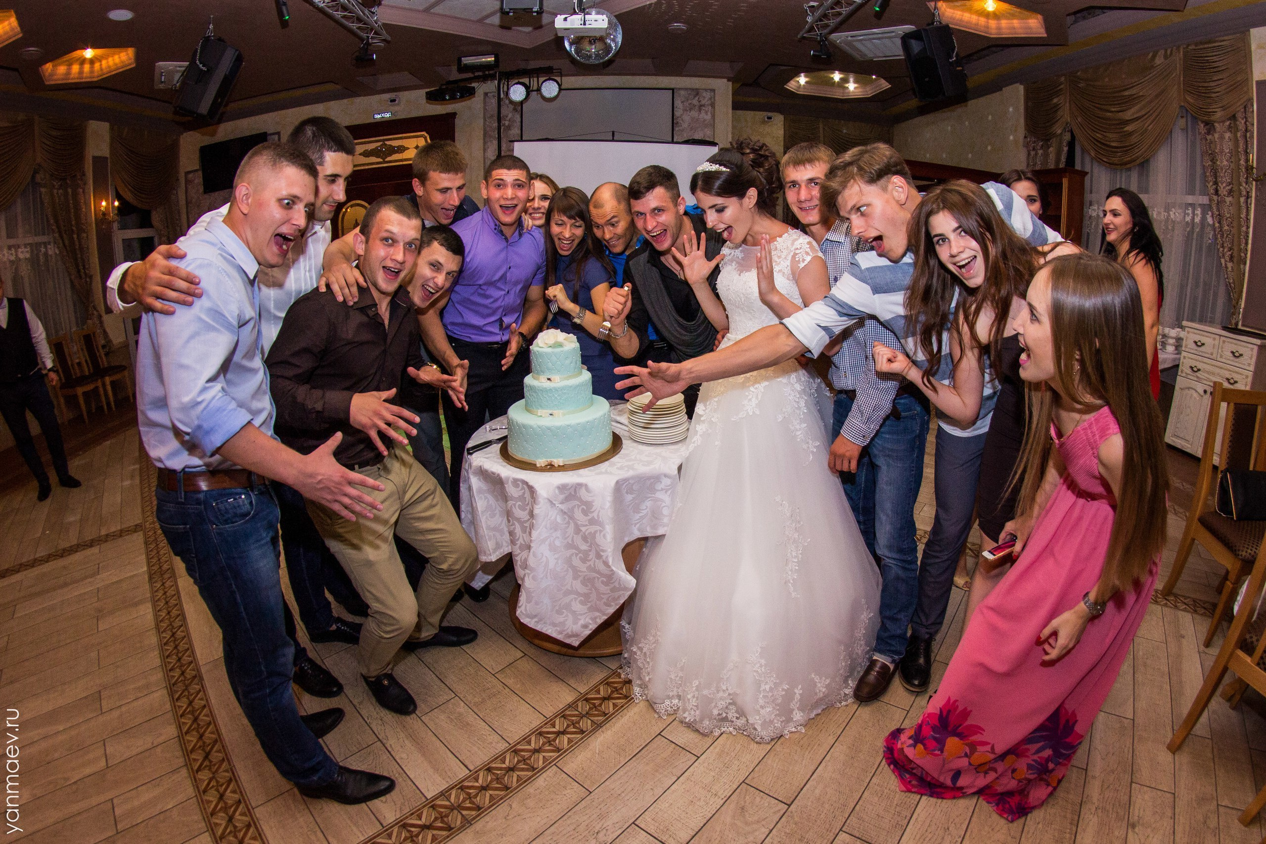 Небольшая свадьба в Ростове. Свадебная, репортажная и бизнес съёмка в Ростове-на-Дону