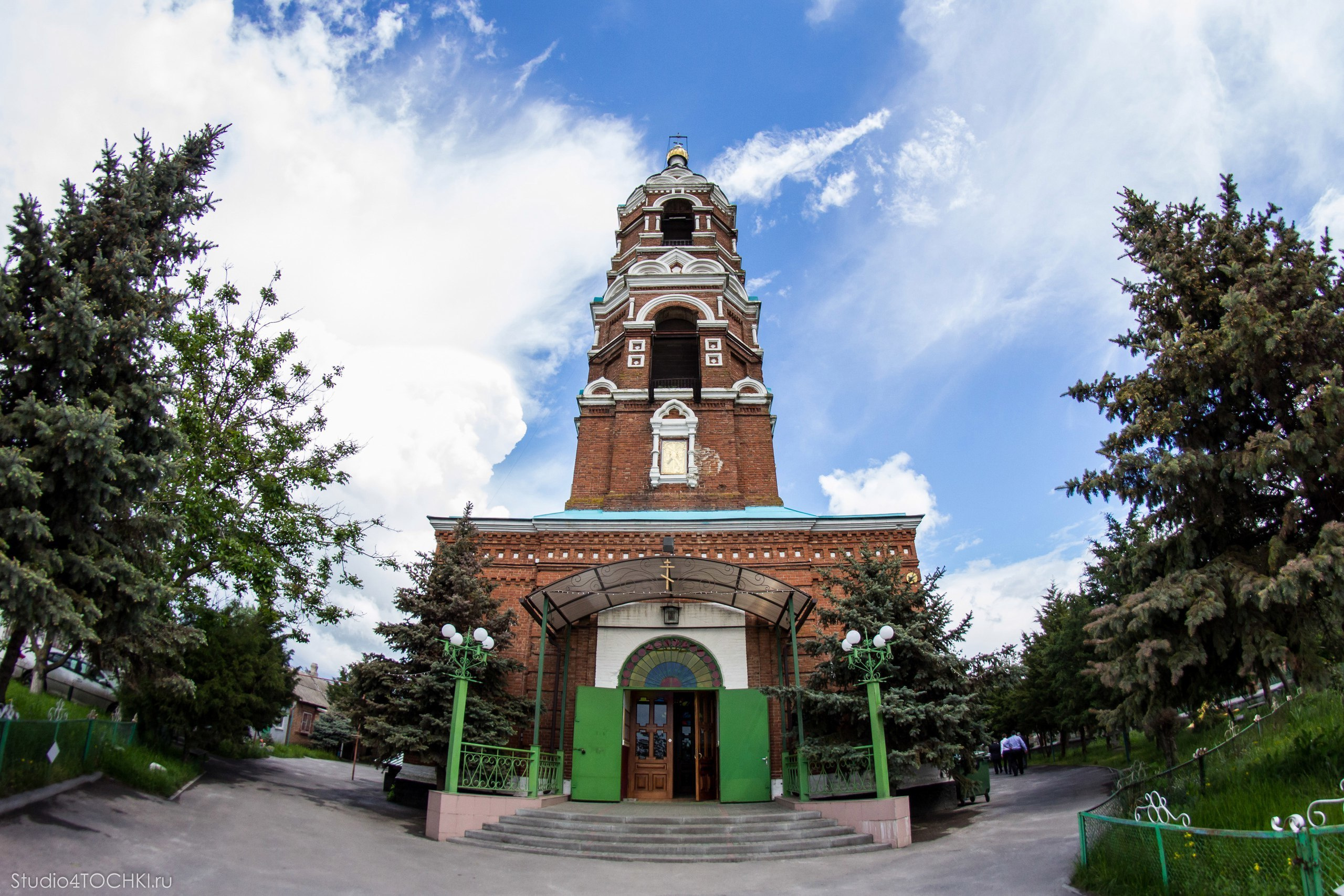 Красивая свадьба в Ростове на Дону. Свадебная, репортажная и бизнес съёмка в Ростове-на-Дону